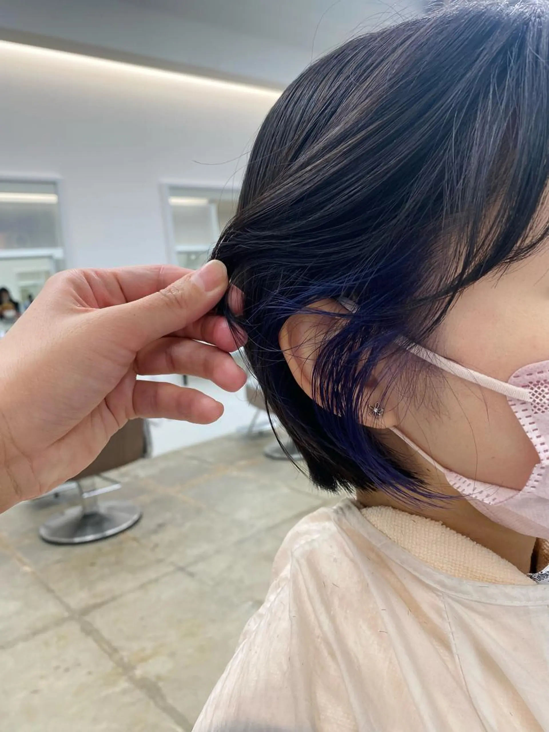 カラー インナーカラー ラベンダーカラー サトウ リョウのヘアスタイル