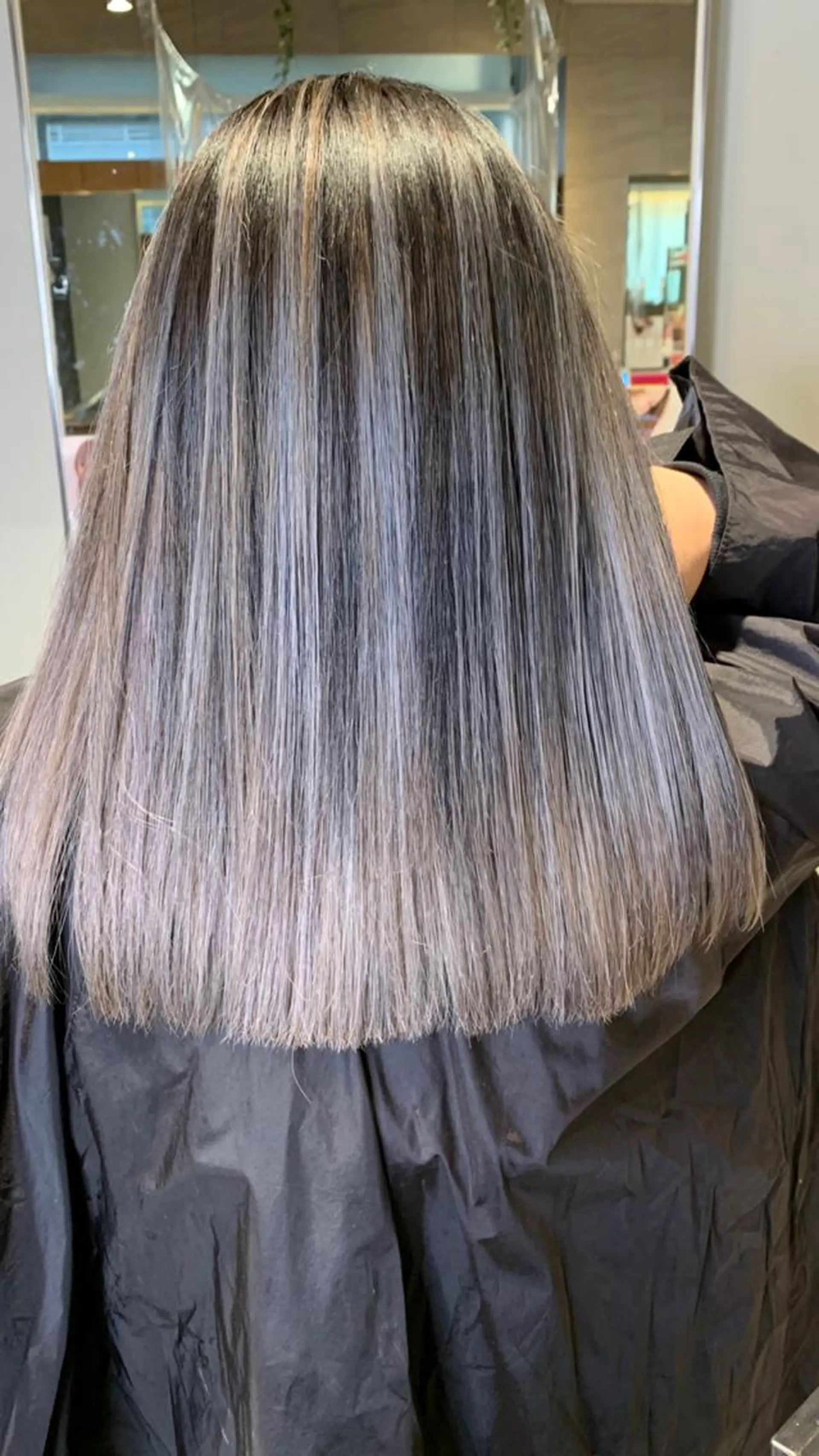 ミディアム カラー パーマ ヘアアレンジ メンズ キッズ ネイル マツエク・マツパ 酸性ストレート 髪質改善大槻勇樹のヘアスタイル