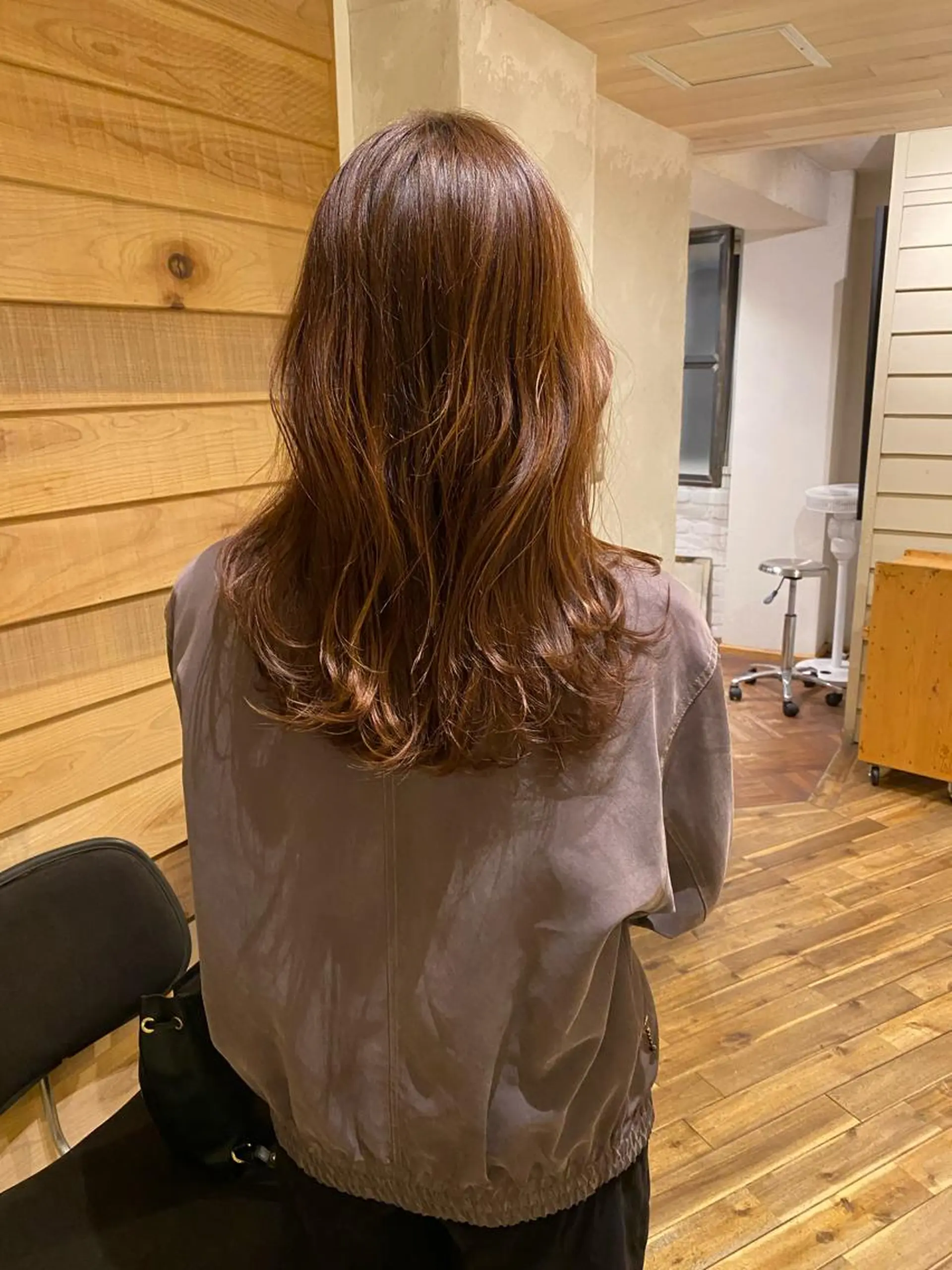 セミロング カラー 吉田 光佑のヘアスタイル