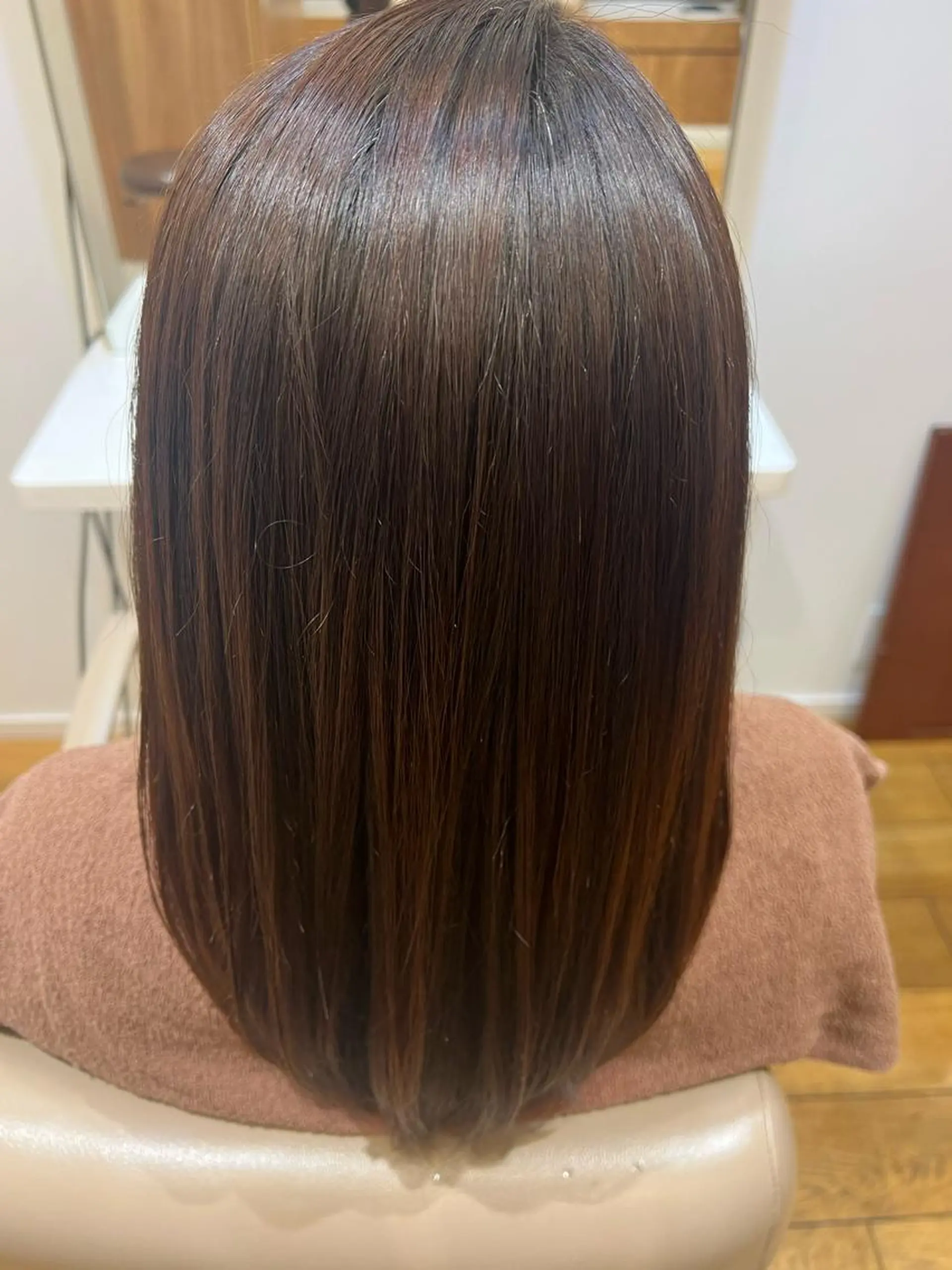 セミロング 村中 逸紀のヘアスタイル