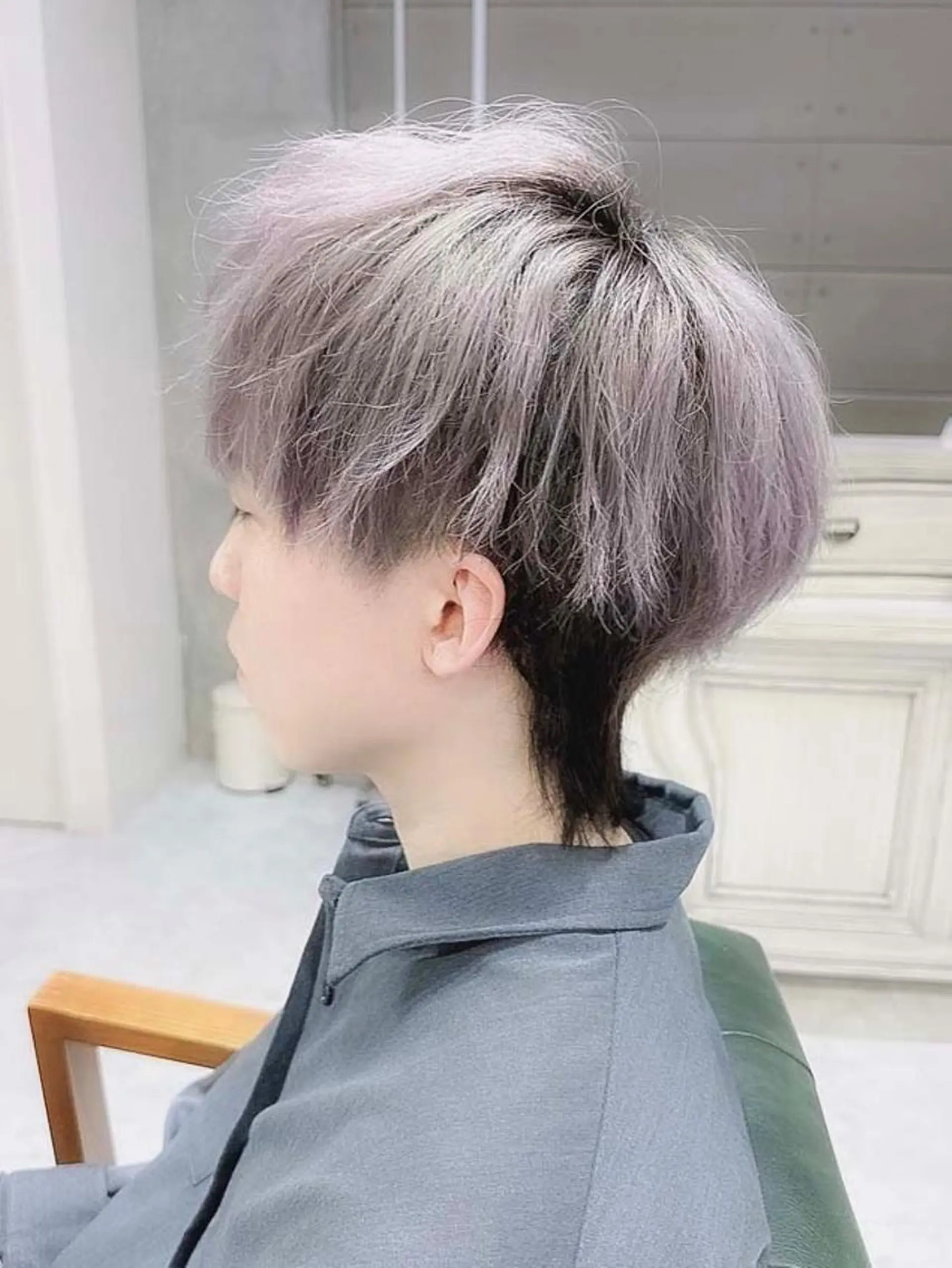 ショート カラー ヘアアレンジ メンズ メンズブリーチ メンズ韓国風 韓国マッシュ マッシュ ツーブロック 𝐑𝐈𝐍𝐊𝐀 🐷🖤のヘアスタイル