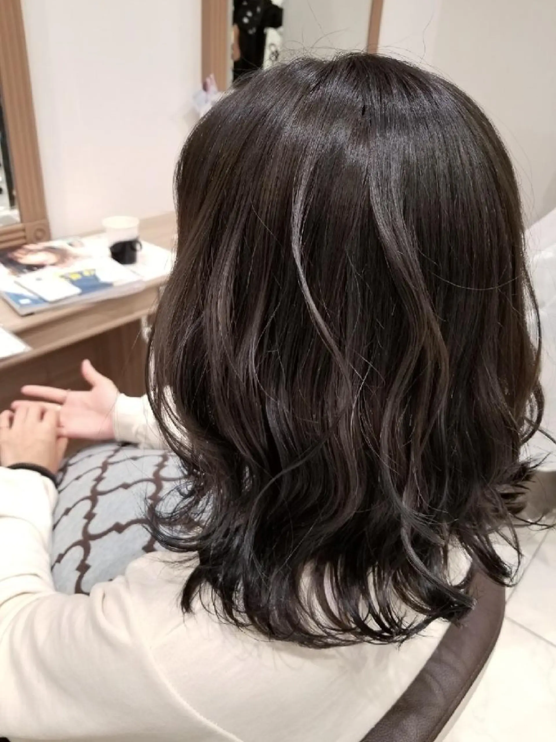 ミディアム カラー グレージュ イルミナカラー 中村 和貴 ＜Ash津田沼＞のヘアスタイル