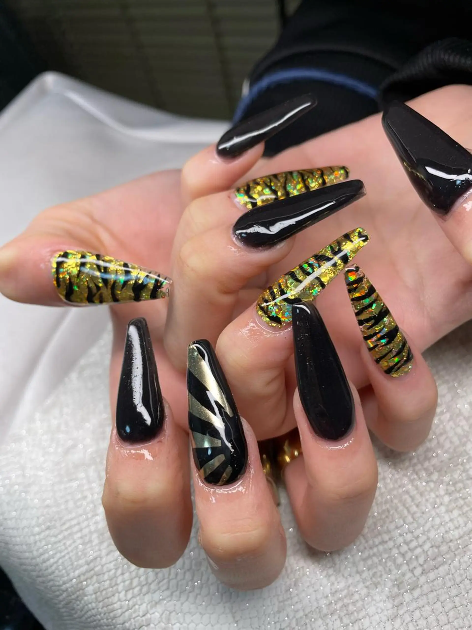 ネイル アートネイル ロングネイル スカルプネイル ストーンネイル YOUTH nails waxing所属・YOUTH natsumiのネイルデザイン