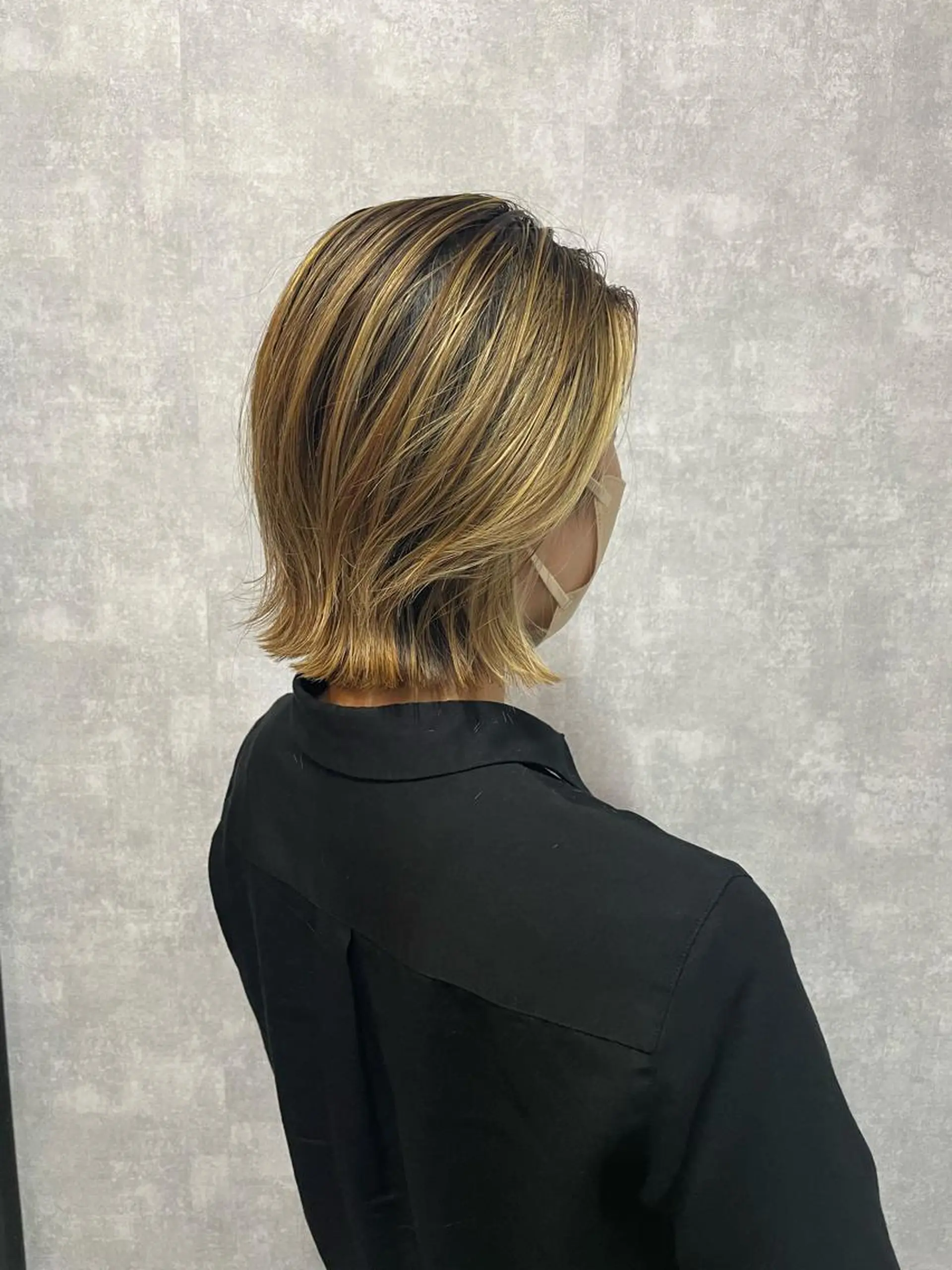 ショート 切りっぱなしボブ ショートボブ ハンサムショート 丸みショート アッシュ カット ヘアカラー トリートメント C’LD hair  produce /シールドヘア所属・モテ髪/ボブ/ショー ト/アダチフウトのヘアスタイル