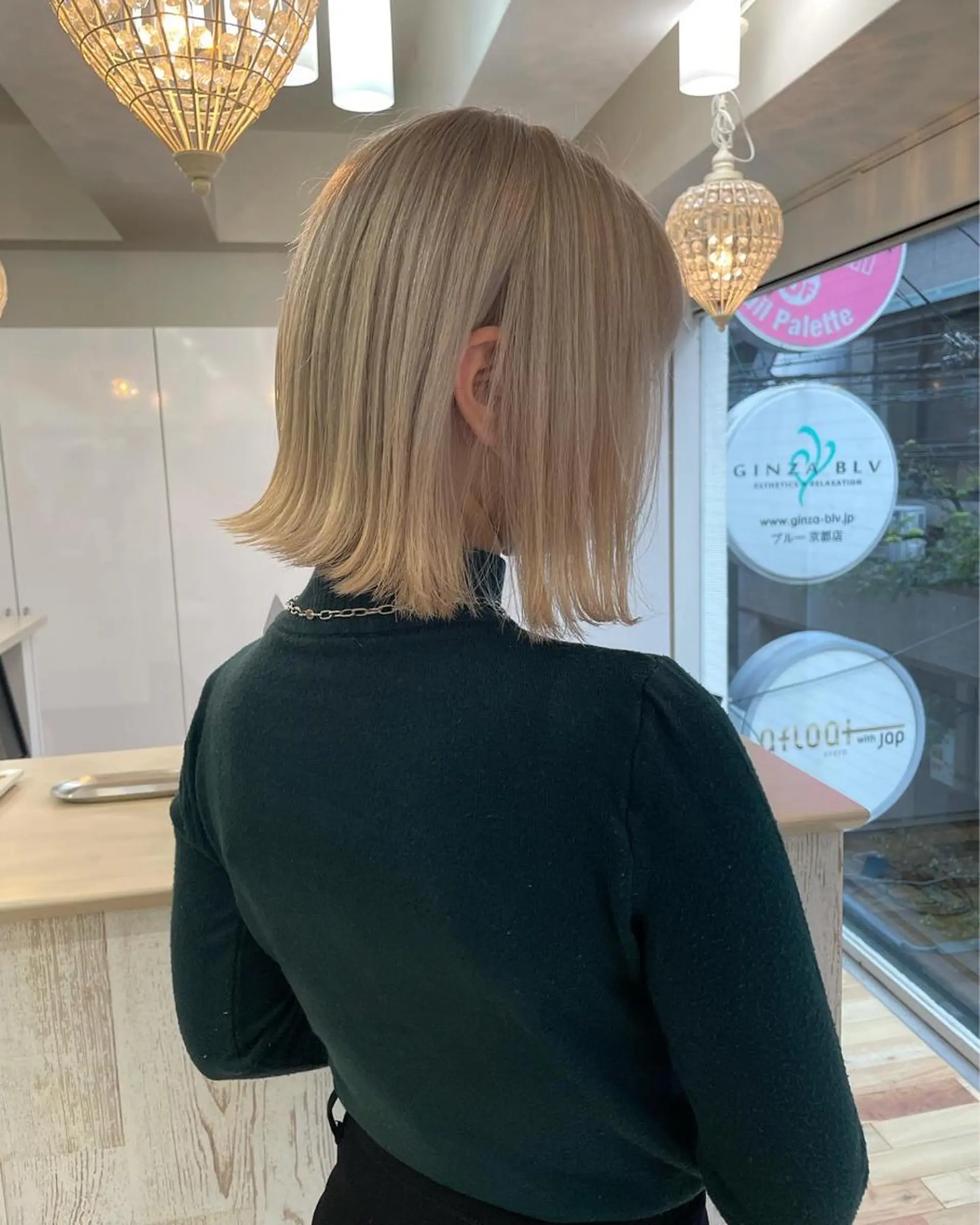 ショート カラー ダブルカラー ハイトーンカラー Tao所属・藤川 大智のヘアスタイル