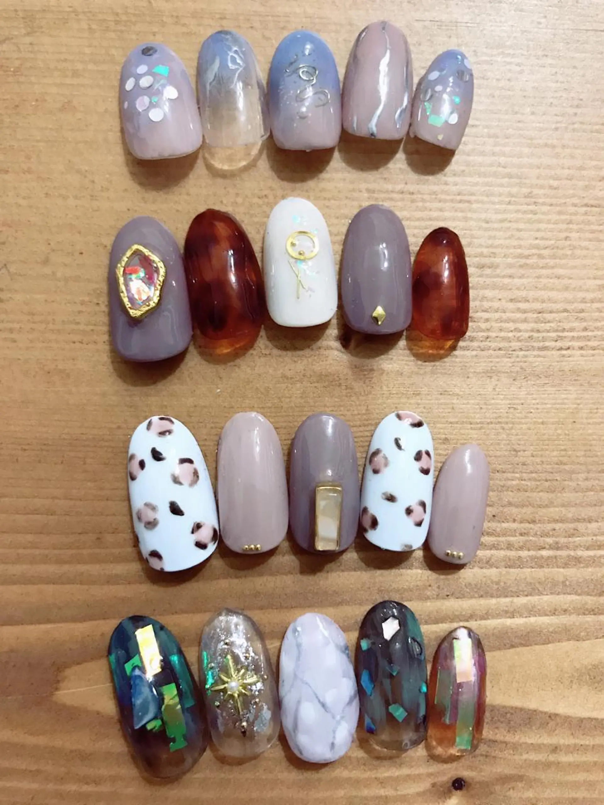 ネイル ENSIA エンシアのネイルデザイン