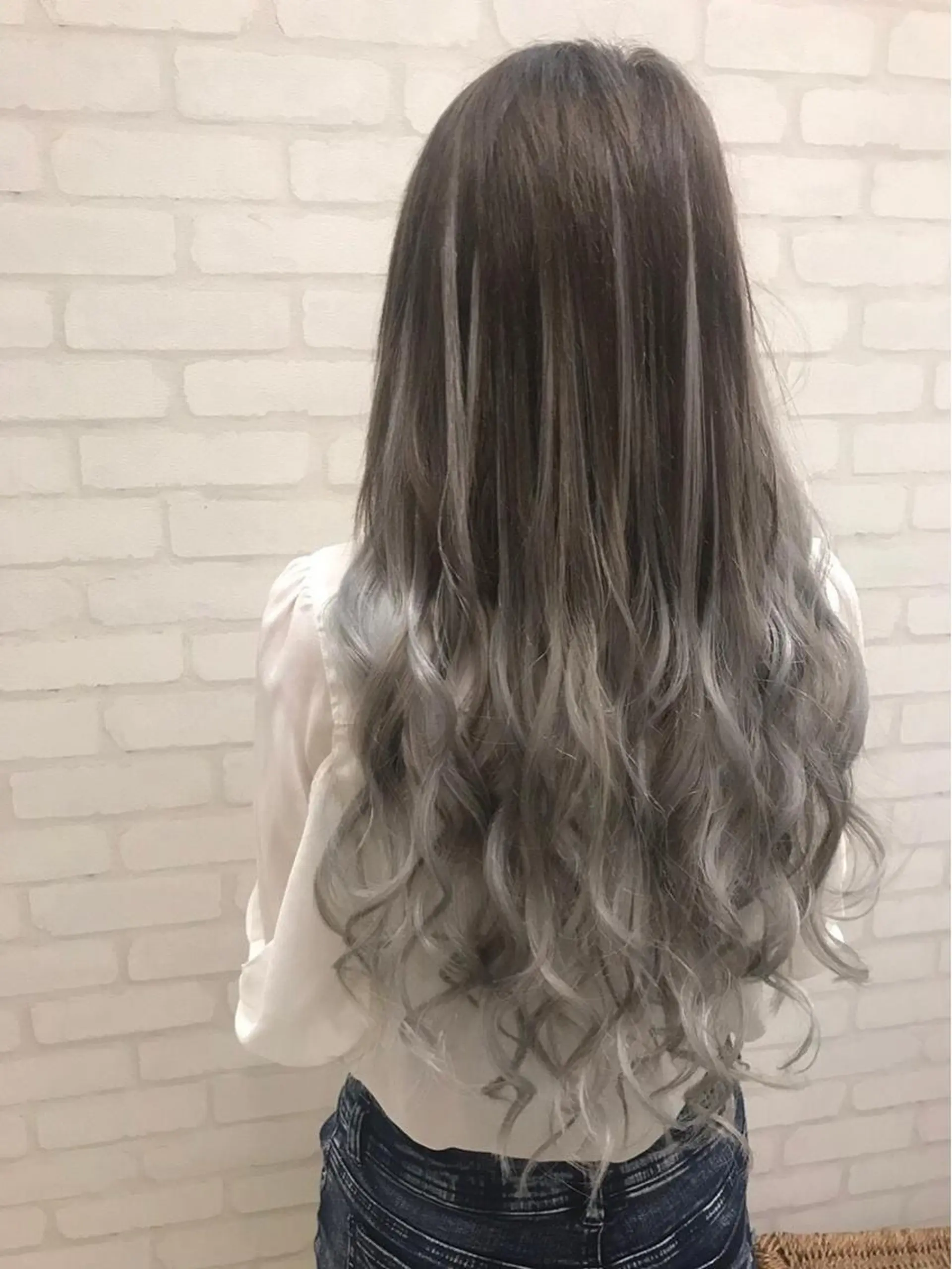 ミディアム GENDER hair &eyeのヘアスタイル