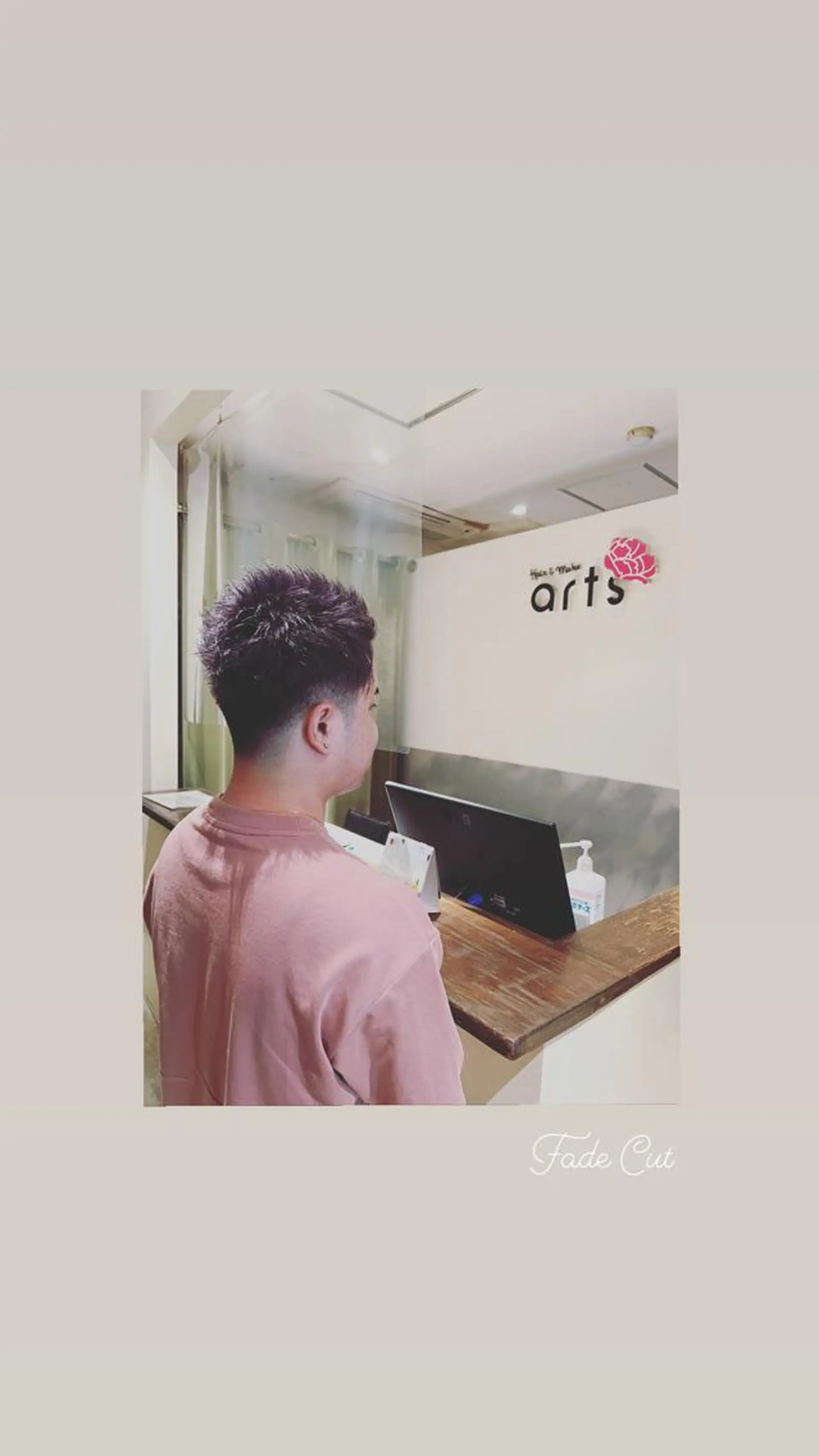 ショート メンズ フェードカット ハイライト/インナー /ブリーチ/レイヤーのヘアスタイル