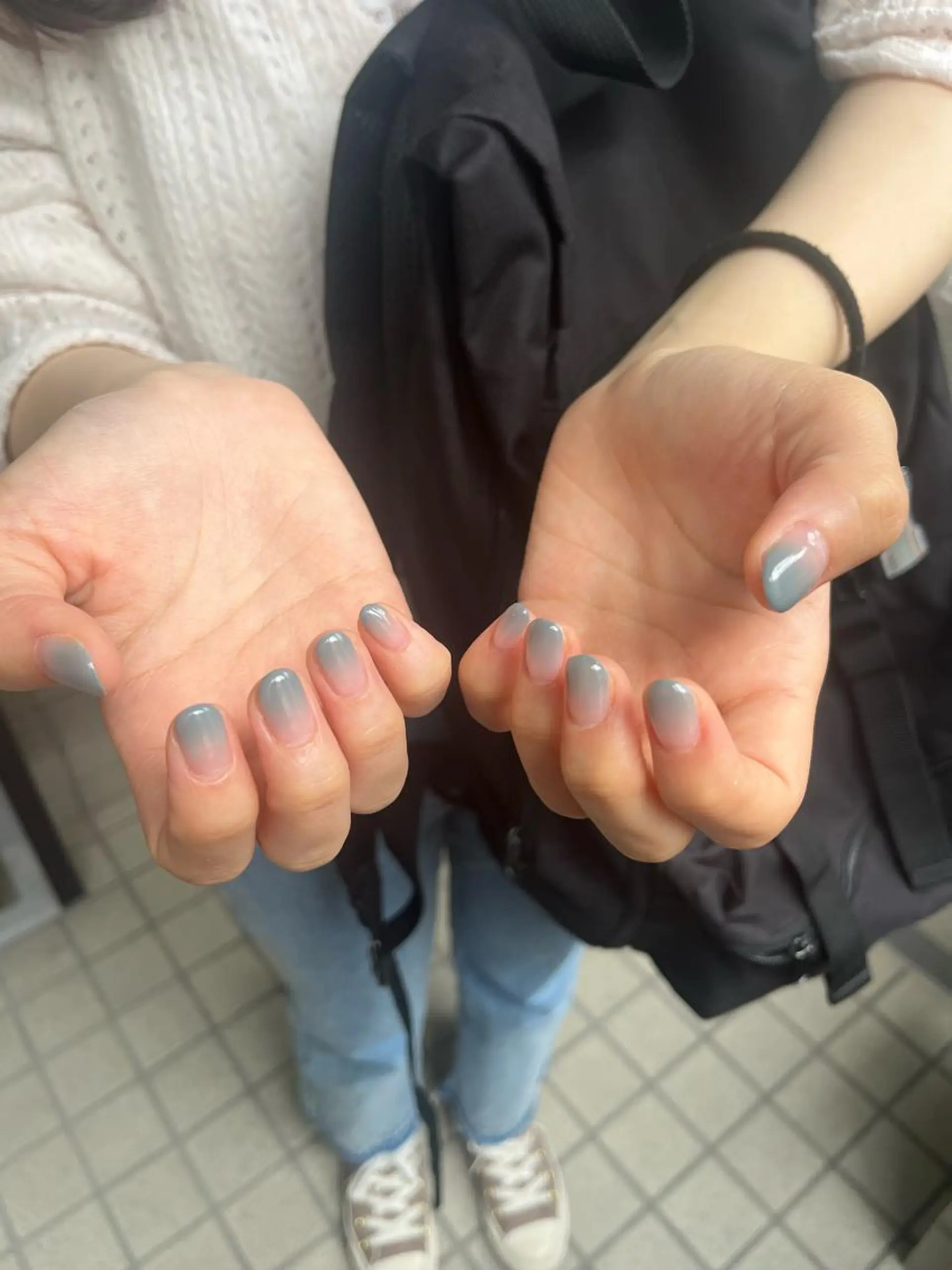 ネイル ブルー Etel atelier。のネイルデザイン