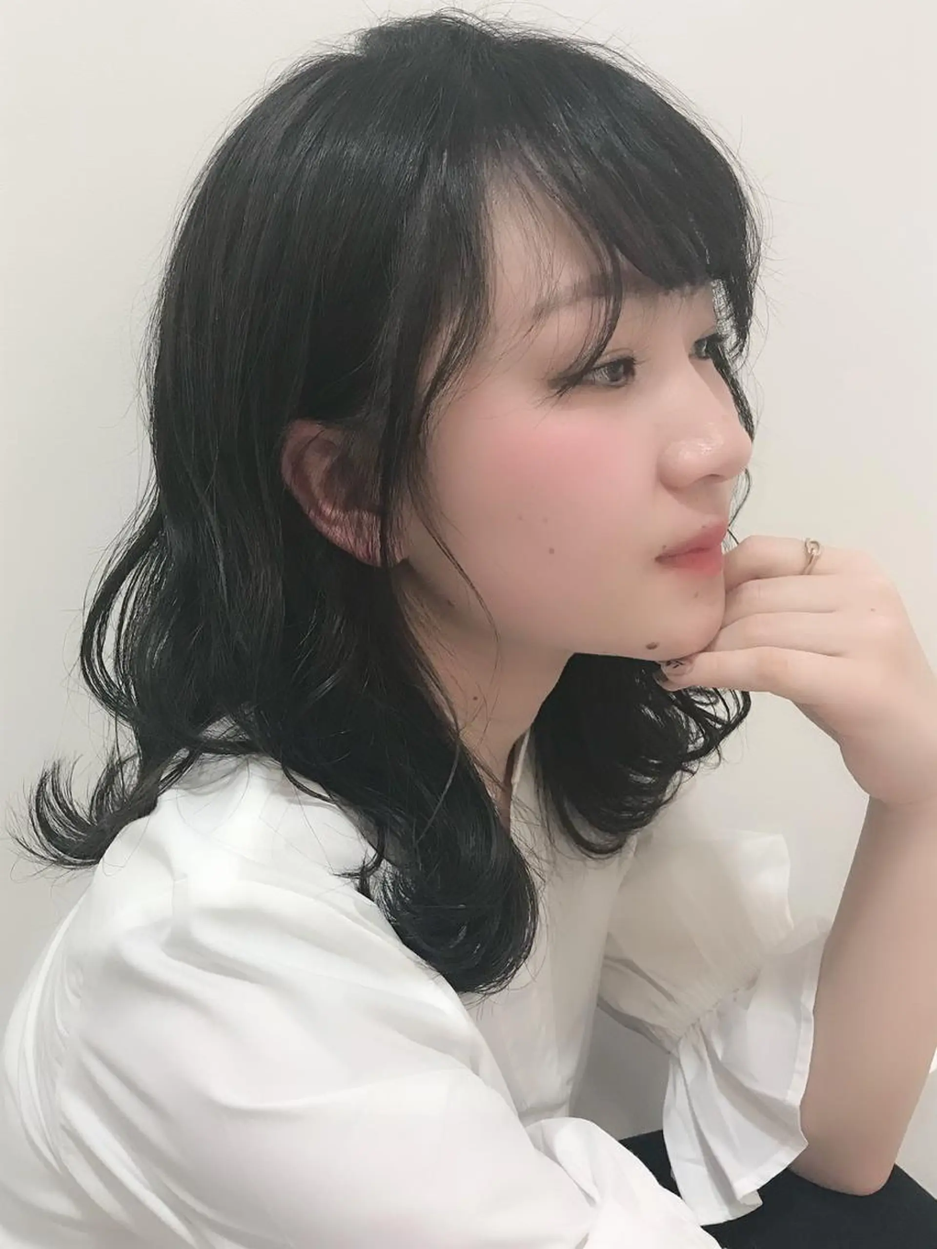 セミロング カット ヘアカラー トリートメント 松佐 ゆかりのヘアスタイル