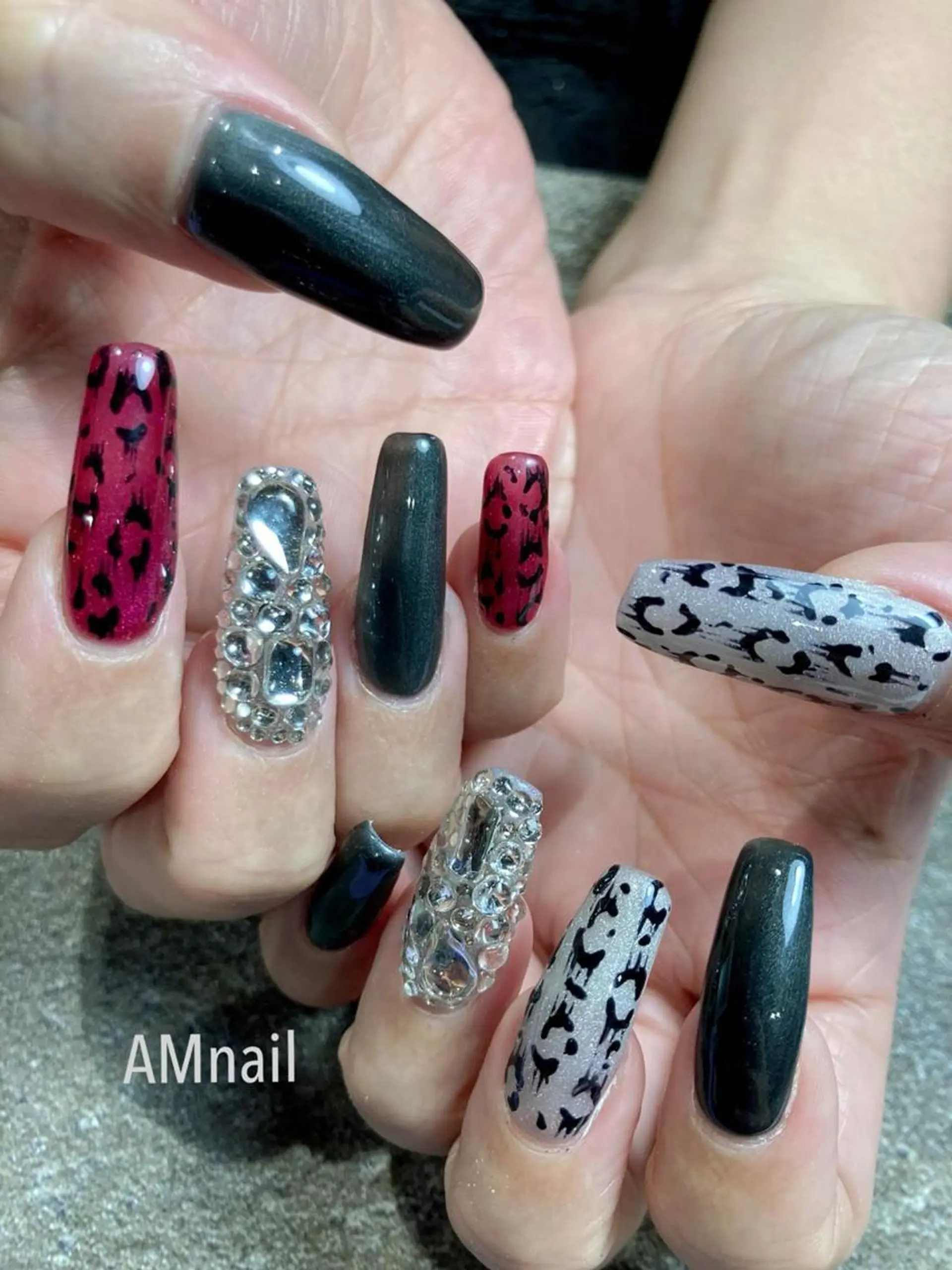 ネイル ロングネイル ミディアムネイル 持ち込み スカルプネイル ハンドネイル ネイルアーティスト SUE（スゥ）のネイルデザイン