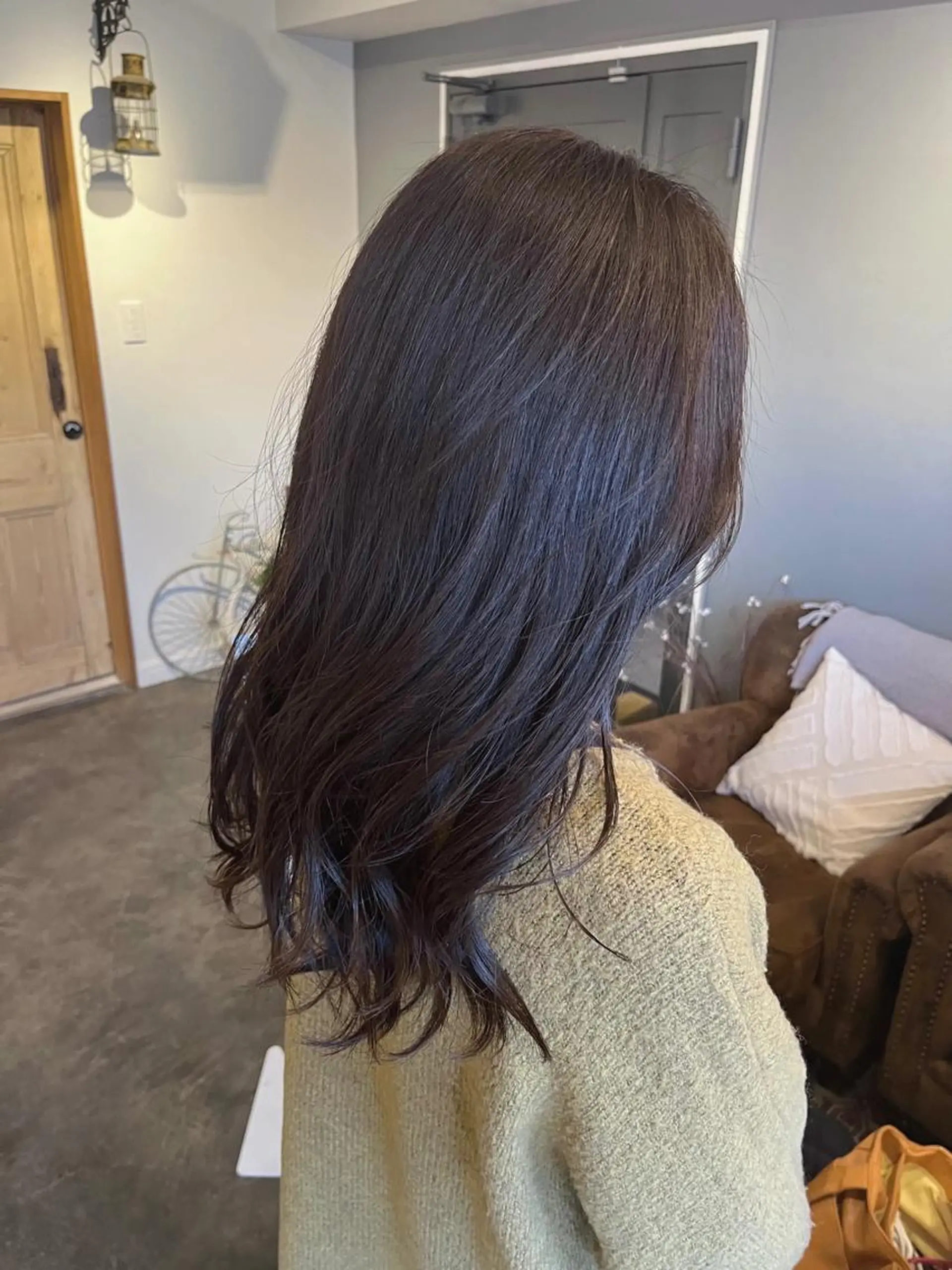 ロング カラー NOEL所属・フェイシャルエステ Utaiのエステ・リラクイメージ