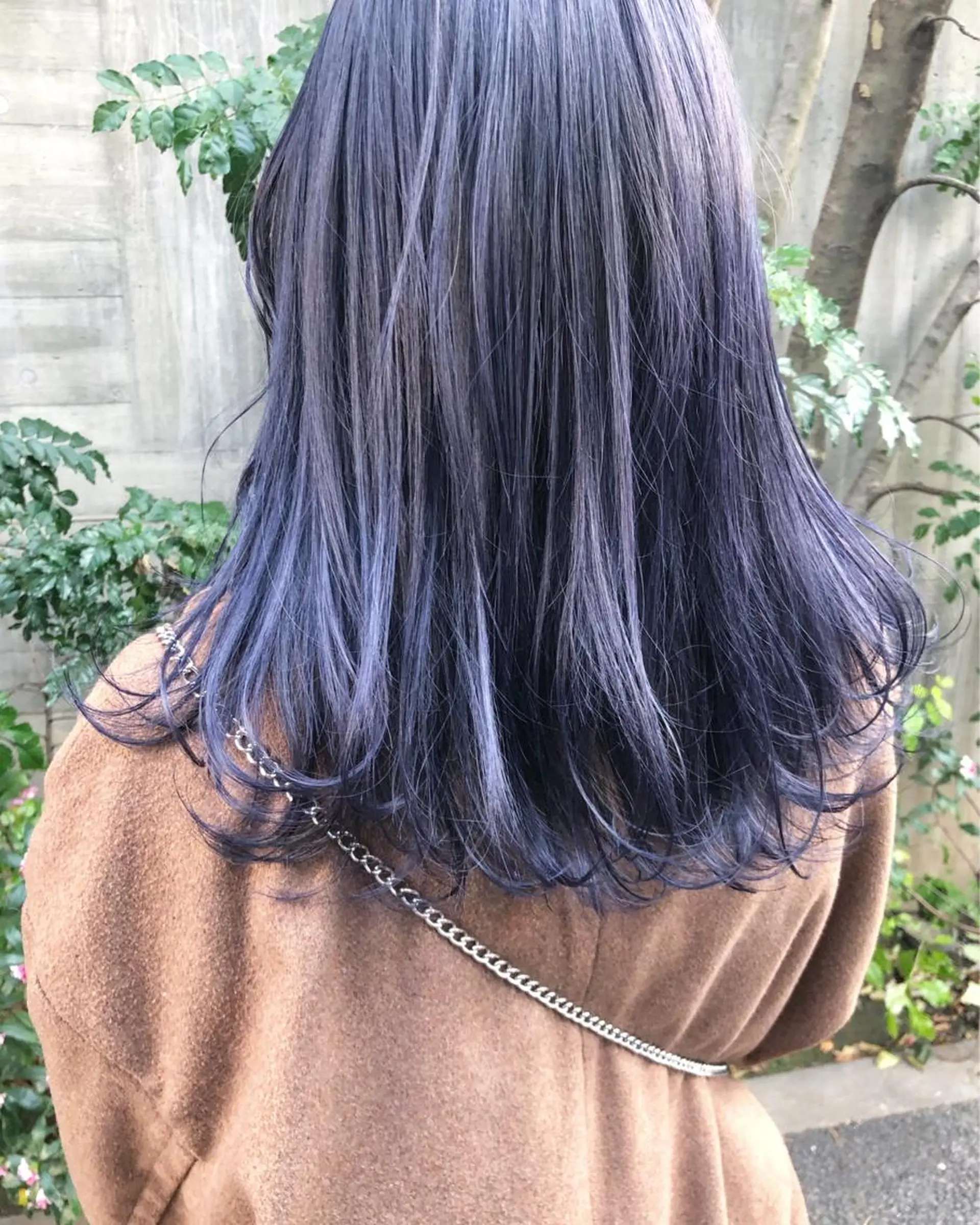 カラー ニシオカ タクヤのヘアスタイル