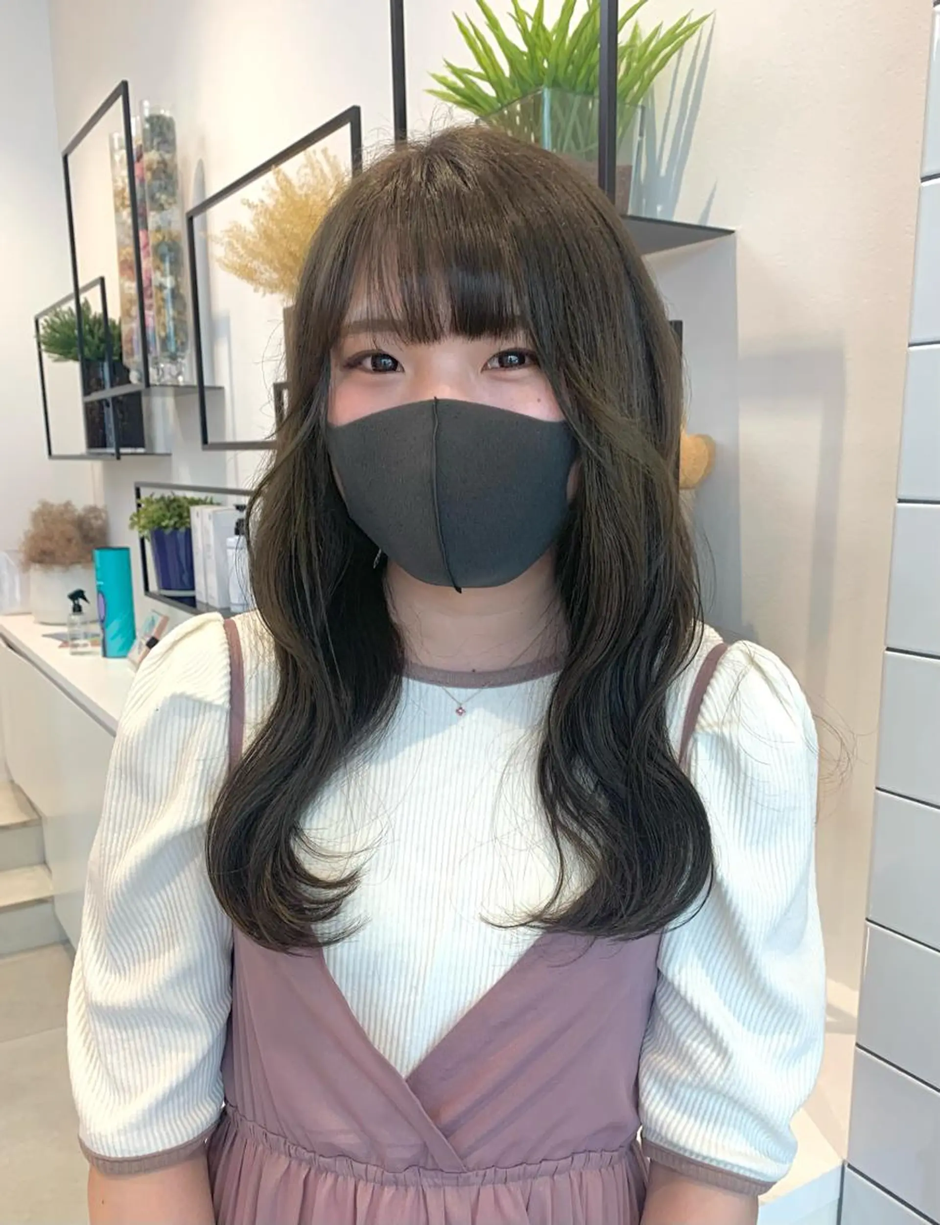 ロング みなもと ちはるのヘアスタイル