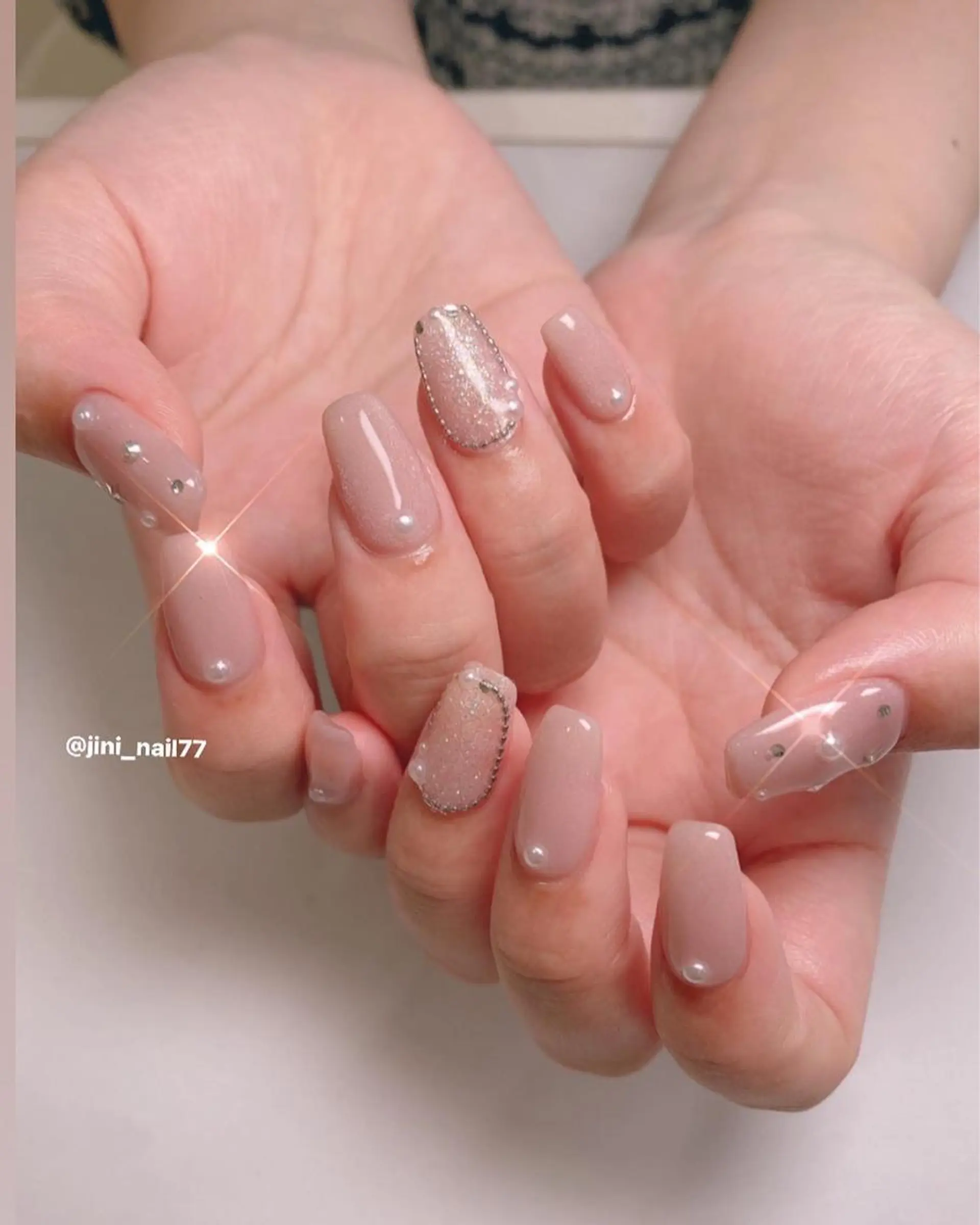ネイル JINI NAIL所属・ジニ ネイルのネイルデザイン