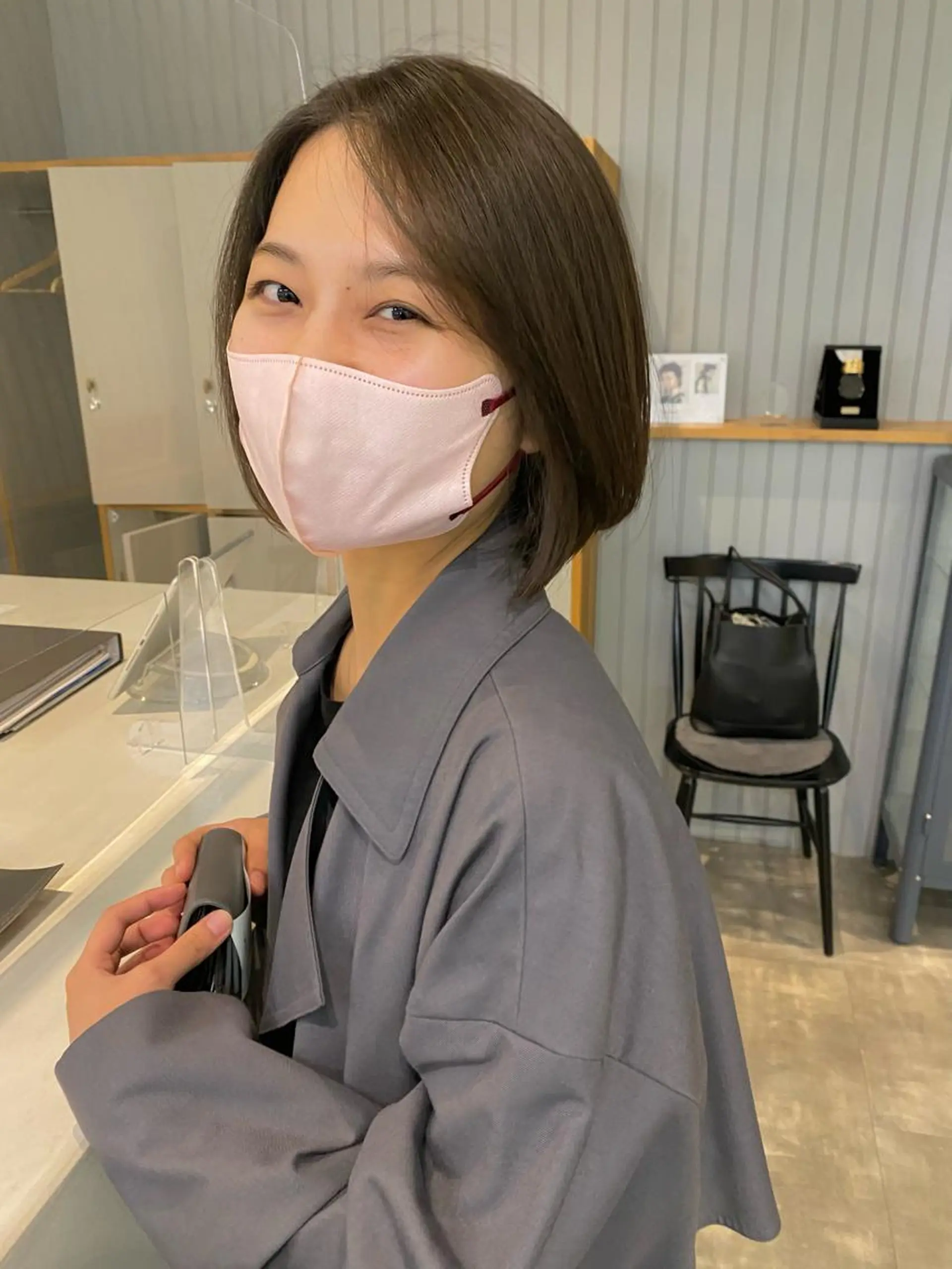 ミディアム カラー niu所属・加藤 真由のヘアスタイル