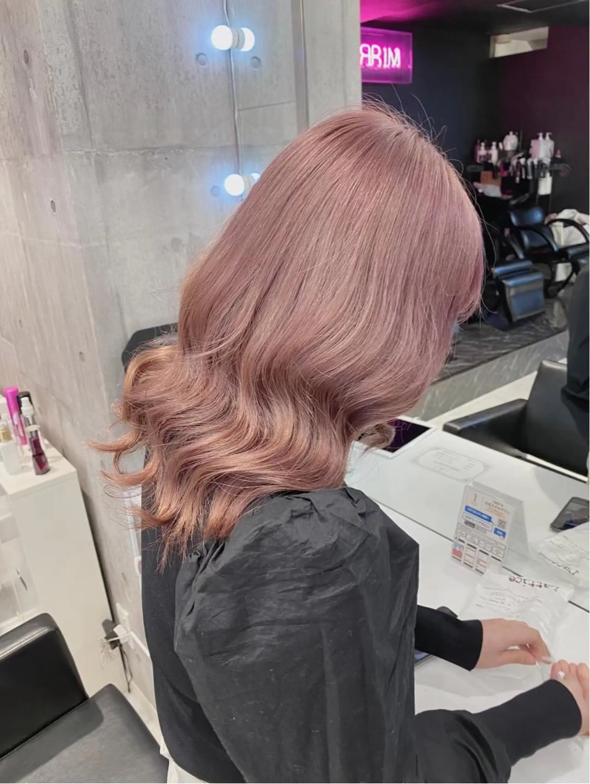 セミロング カラー メンズモテパーマ💙 fuwaのヘアスタイル