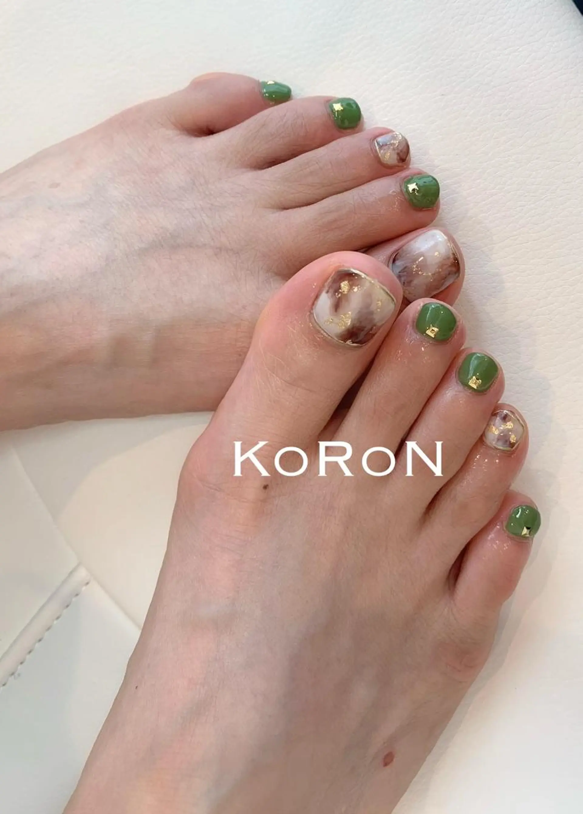 ネイル アートネイル フットネイル フットネイル 自宅サロン鎌倉 KORONのネイルデザイン