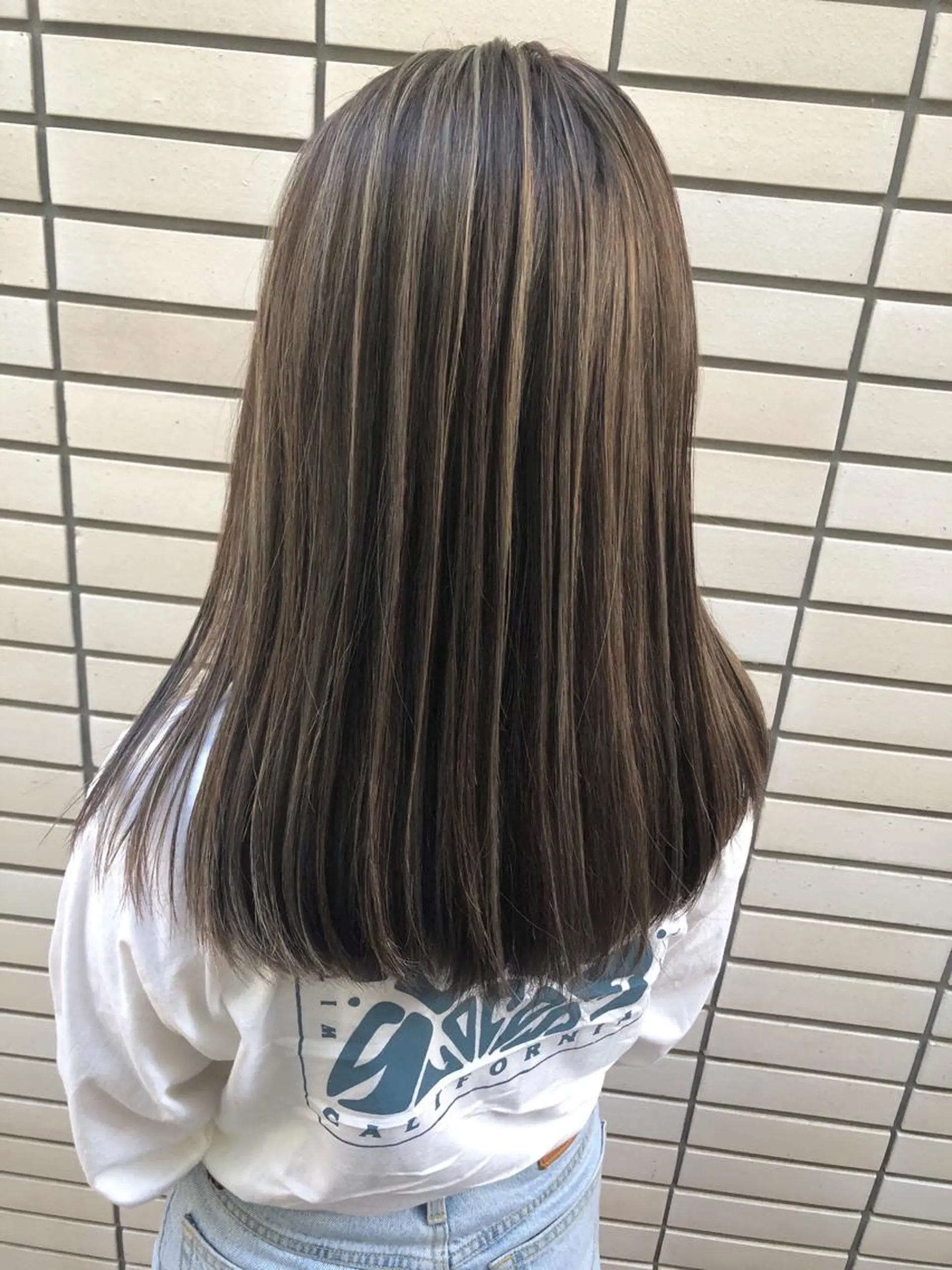 ロング カラー デザインカラー ハイトーンカラー 2nd所属・🤍2nd🤍田所 美希のヘアスタイル