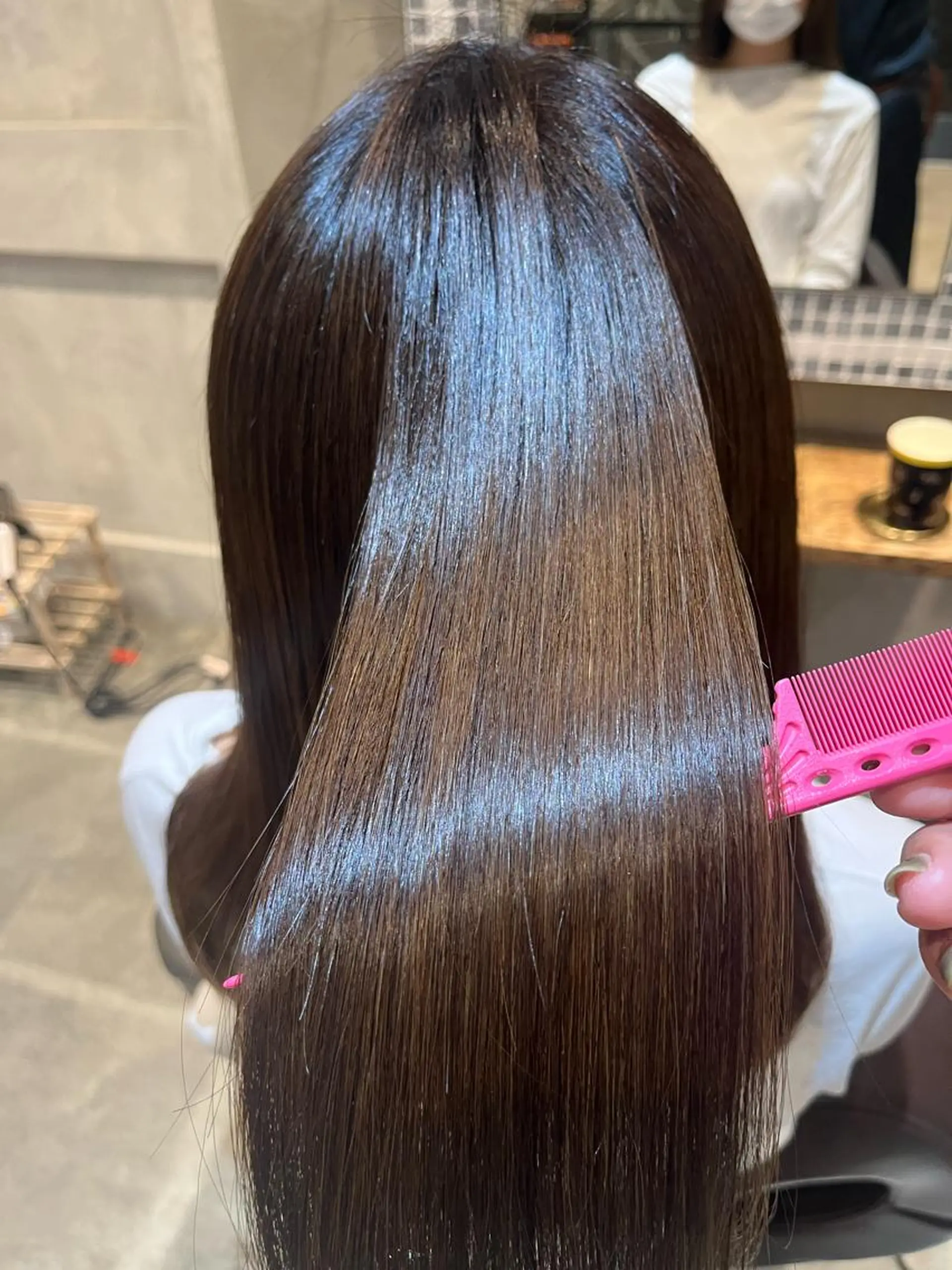 セミロング 【Hwyl】ヒュイル八王子【髪質改善】所属・✨髪質改善✨艶髪✨ MARIのヘアスタイル