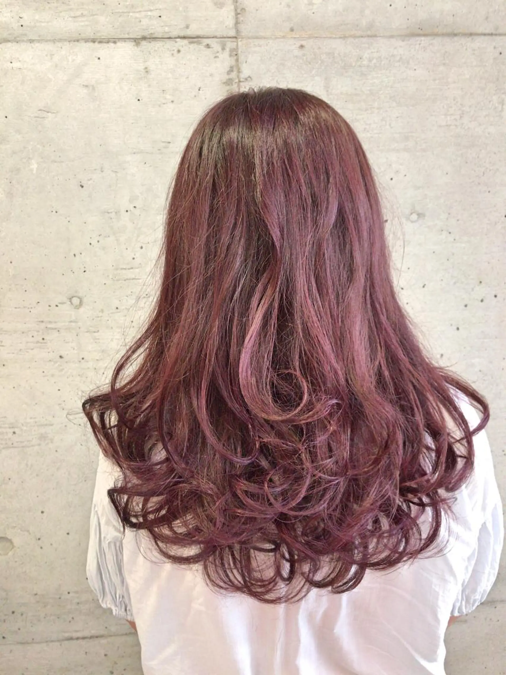 ロング カラー ピンクカラー 大栗 佑也  髪質改善のヘアスタイル