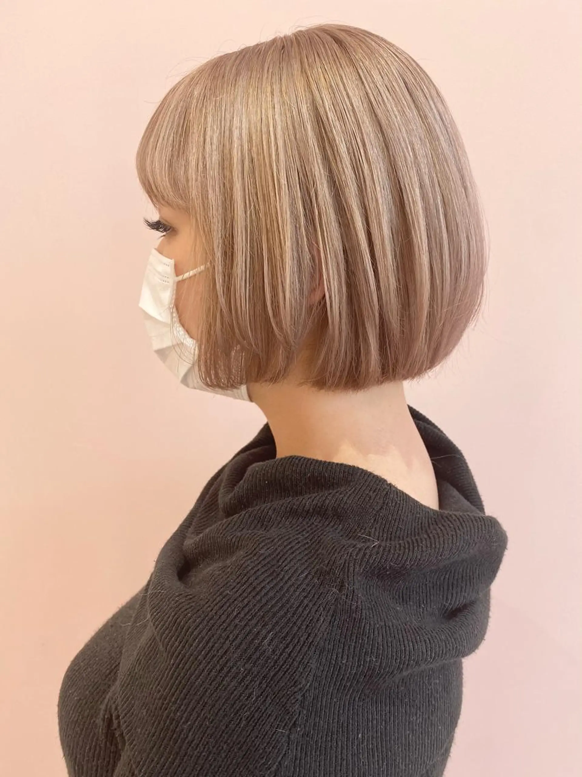 ショート カラー 西本 夏美のヘアスタイル