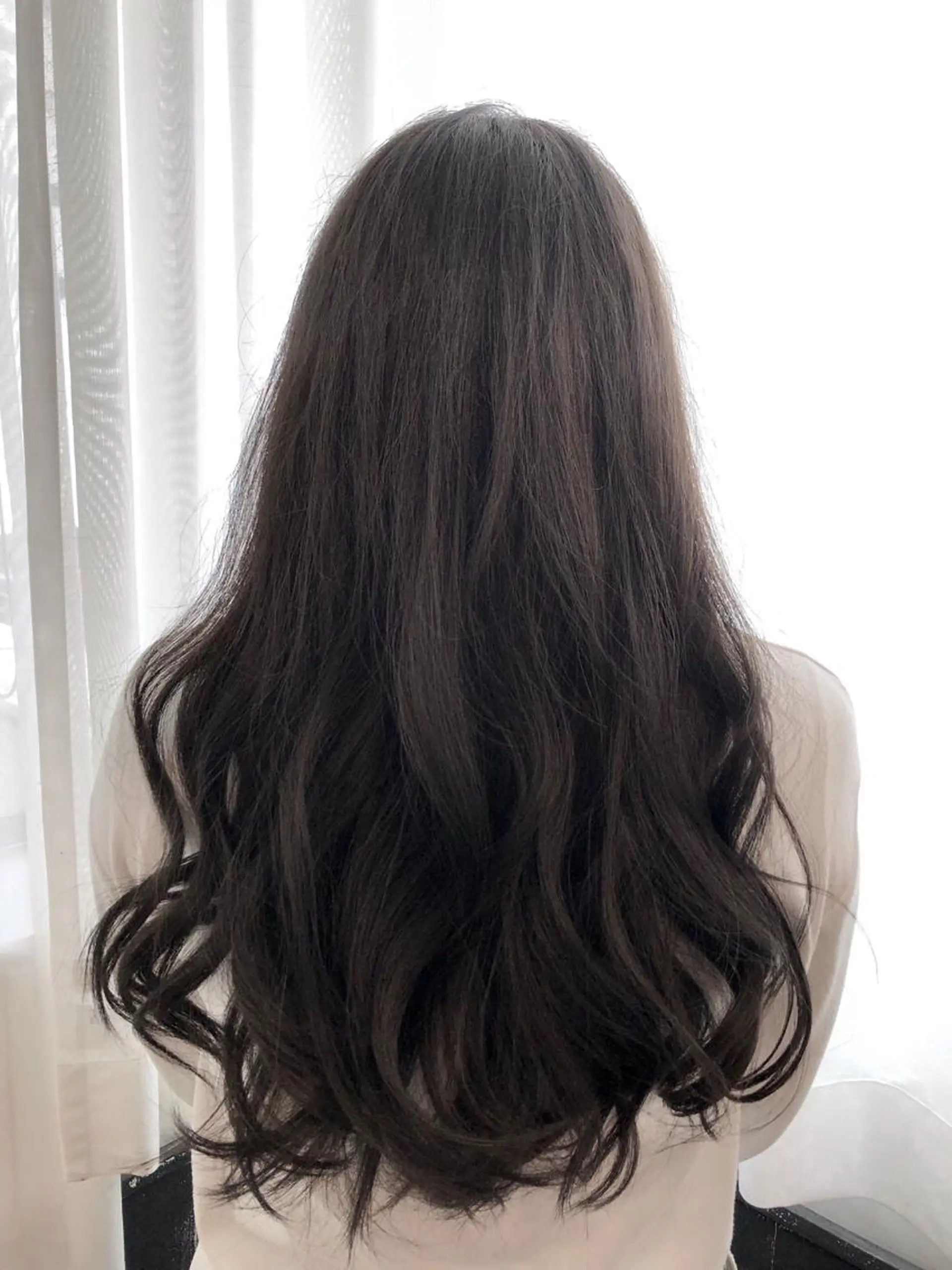 ロング カラー ブリーチ 透明感カラー グレージュ イルミナカラー ブリーチなしカラー 美髪矯正 🌈髪質改善 山下のヘアスタイル