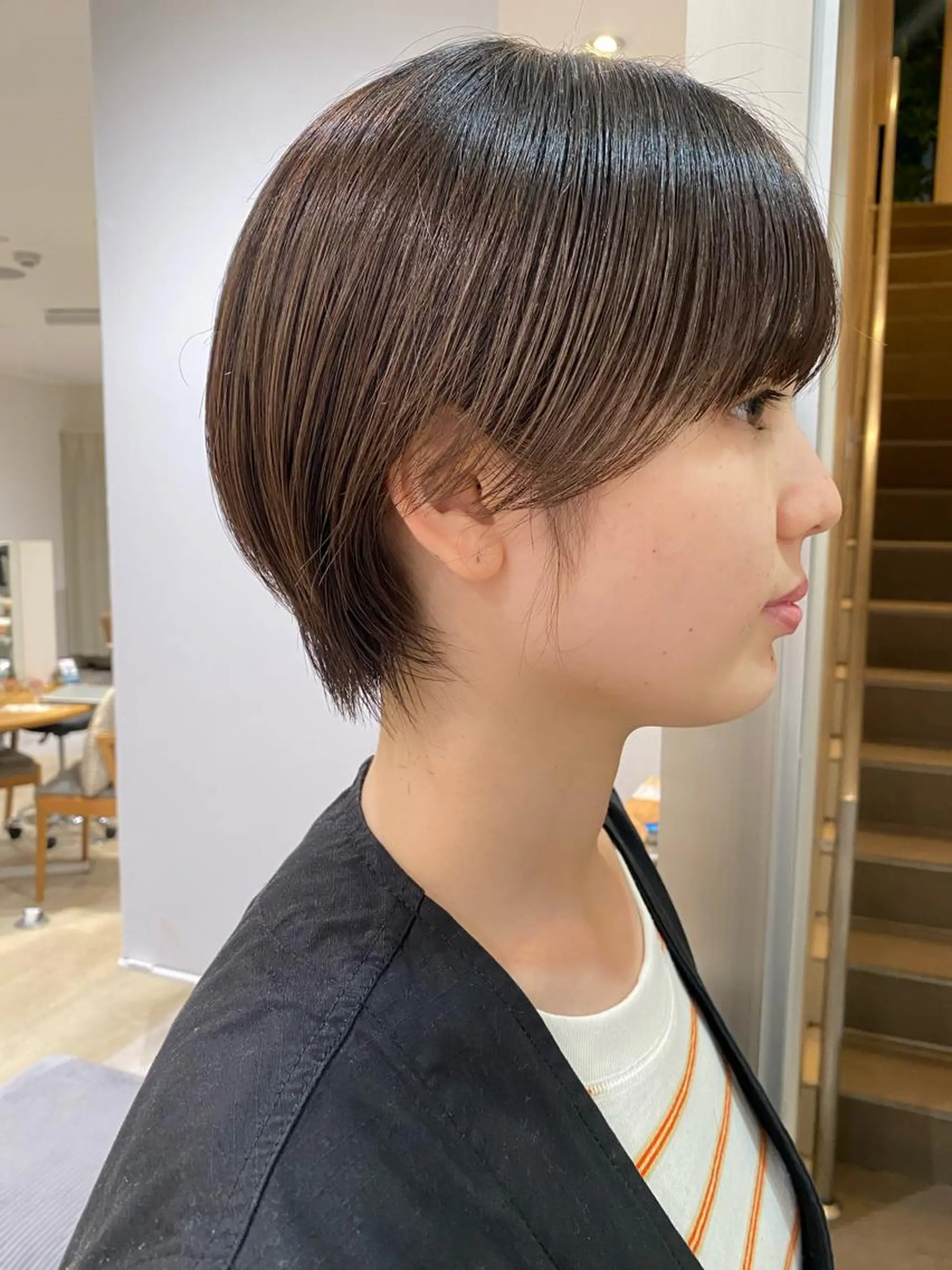 ショート カラー ワイドバング 顔まわりカラー特化 赤津百合絵のヘアスタイル