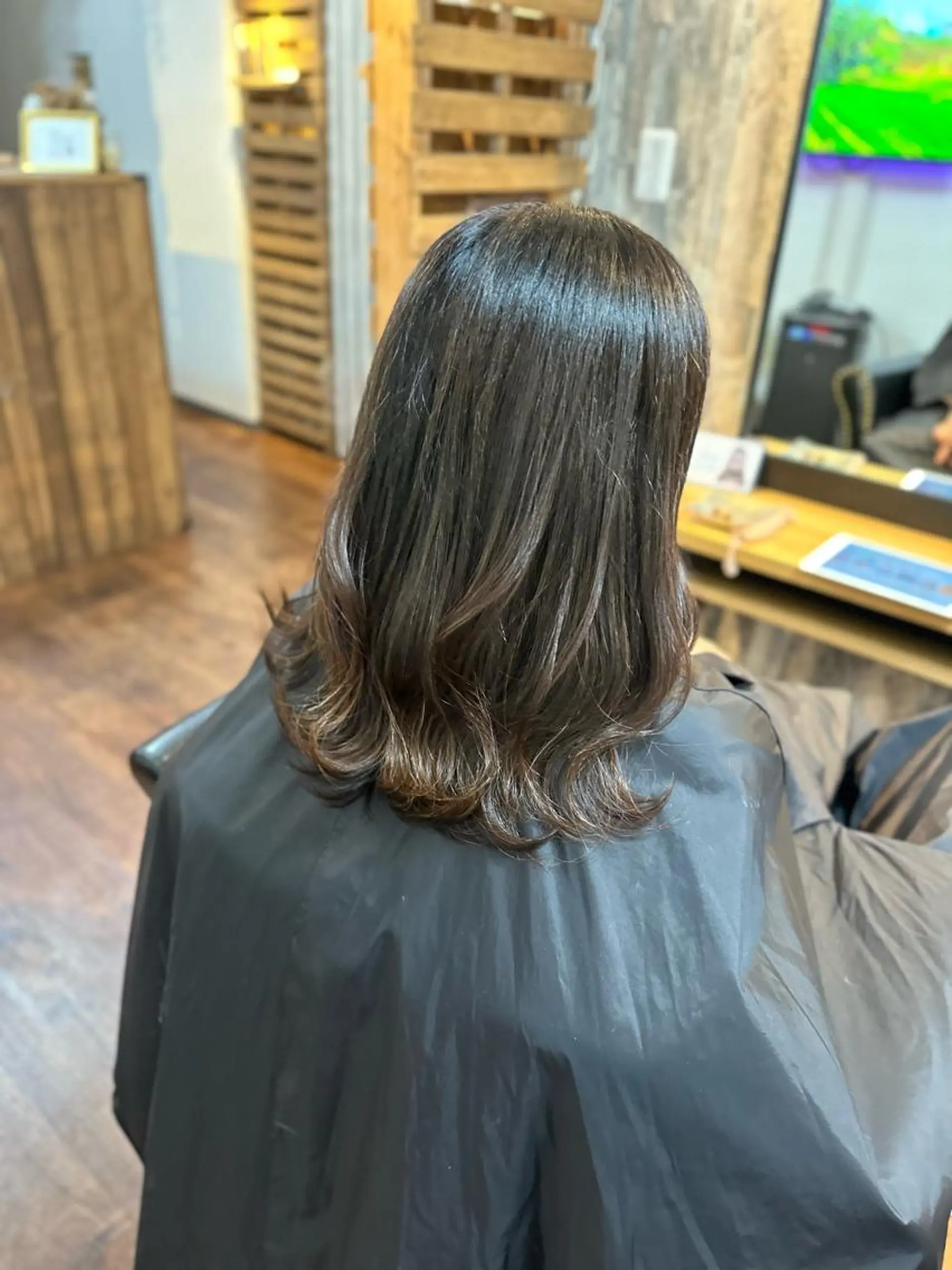 セミロング カラー カット ヘアカラー トリートメント Lizir  ルズィール所属・Luzir⭐︎ GEN⭐︎のヘアスタイル