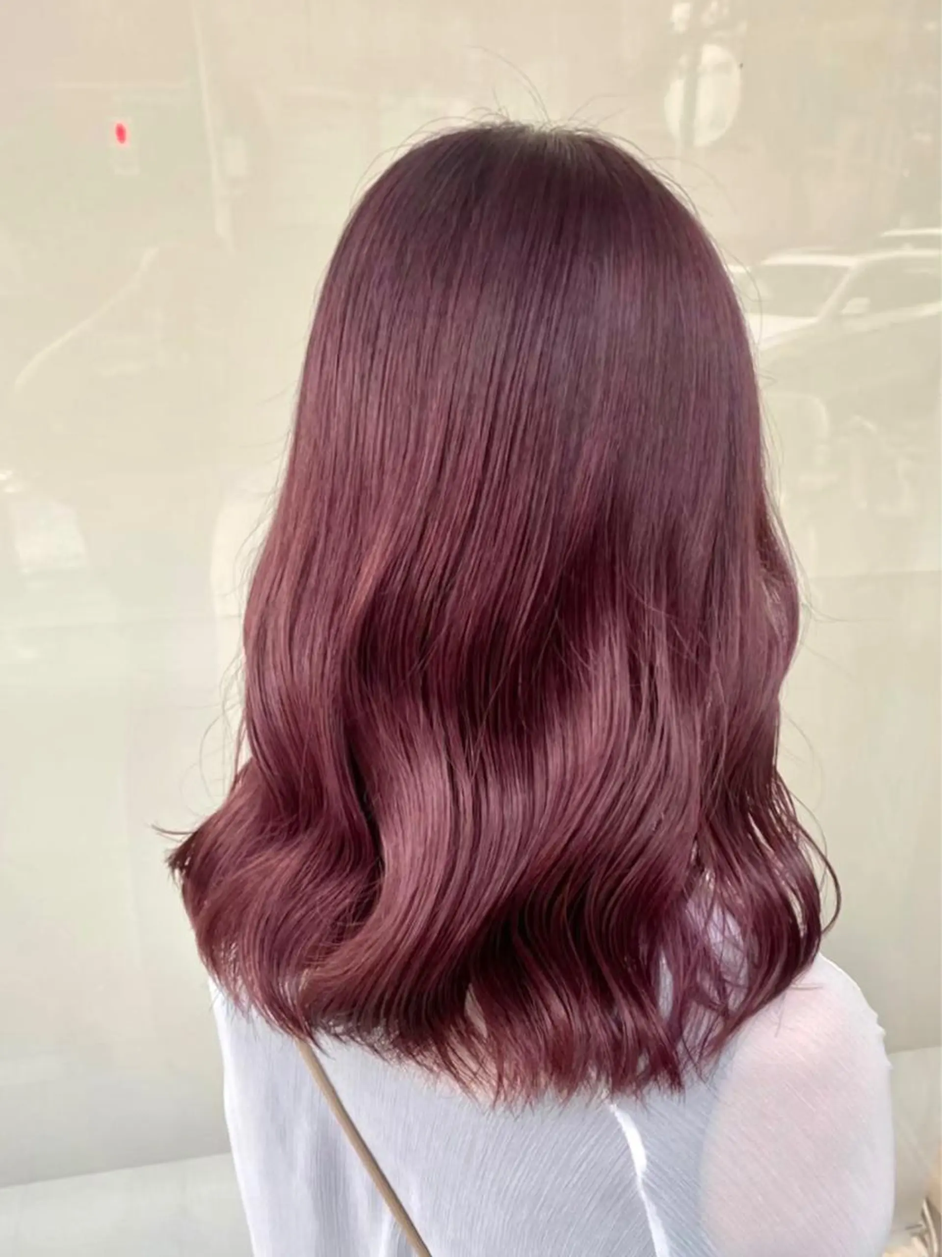 セミロング 韓国透明感カラー🌀 yuukiのヘアスタイル