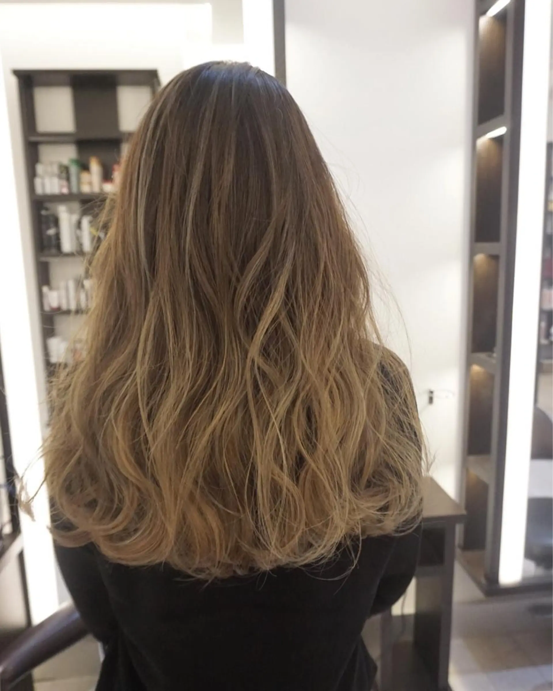 ロング カラー TOPSTYLIST 🇬🇧JIMMYのヘアスタイル