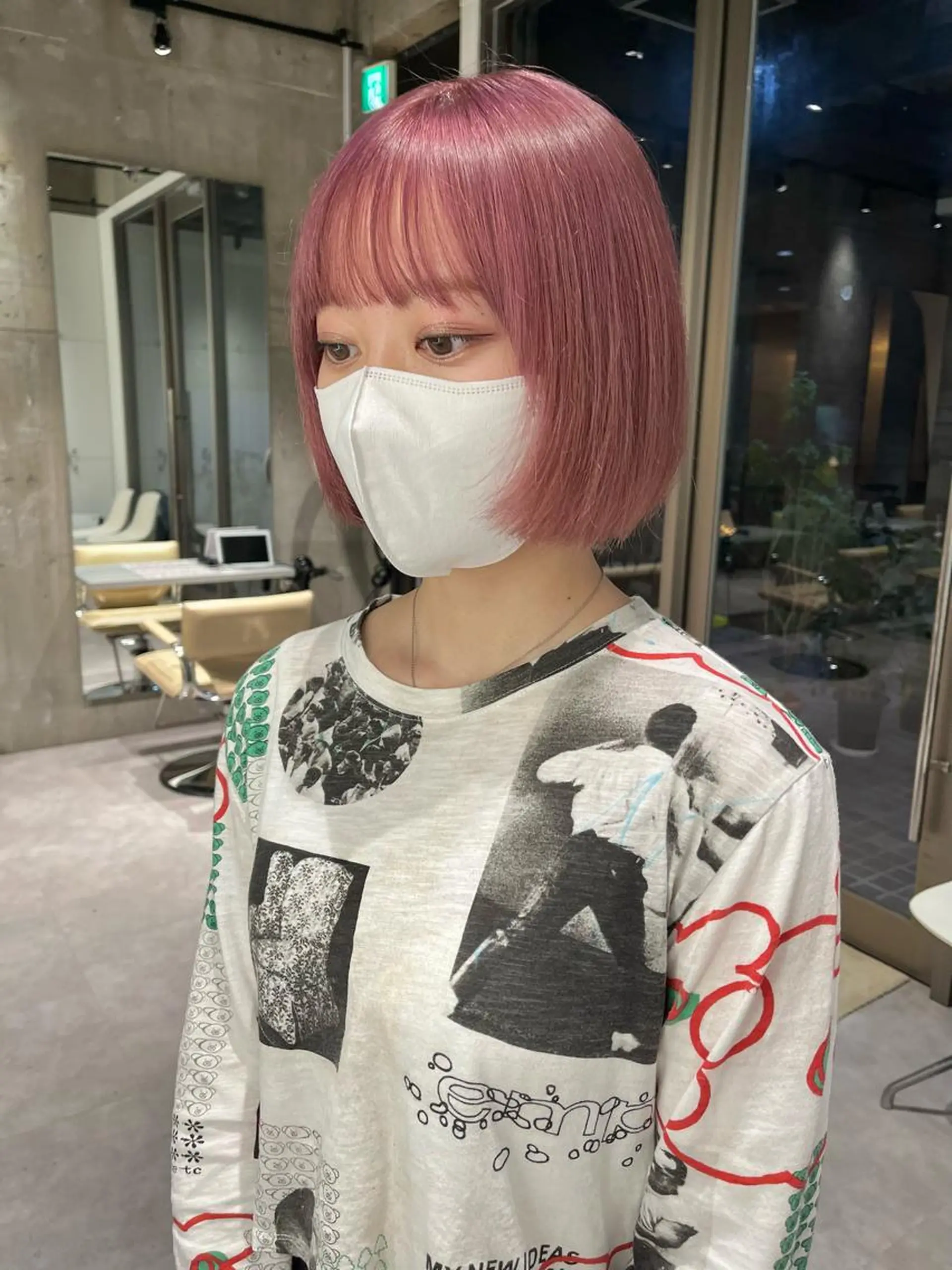 ショート カラー ラベンダーカラー ピンクカラー ピンクラベンダー iLi所属・iLi 《イリ》のヘアスタイル