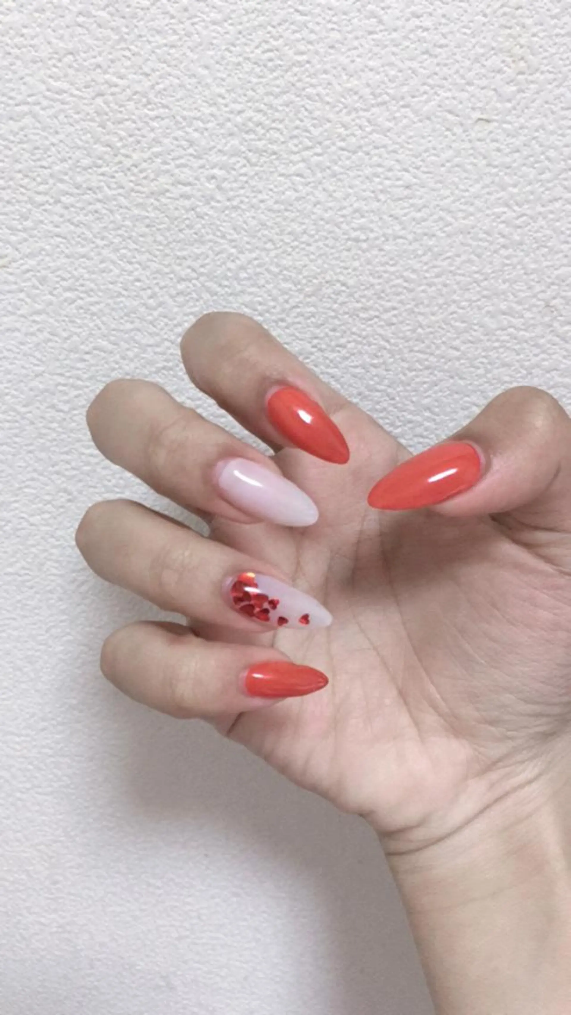 ネイル gratify 本店所属・ROSALIE Sakiのネイルデザイン