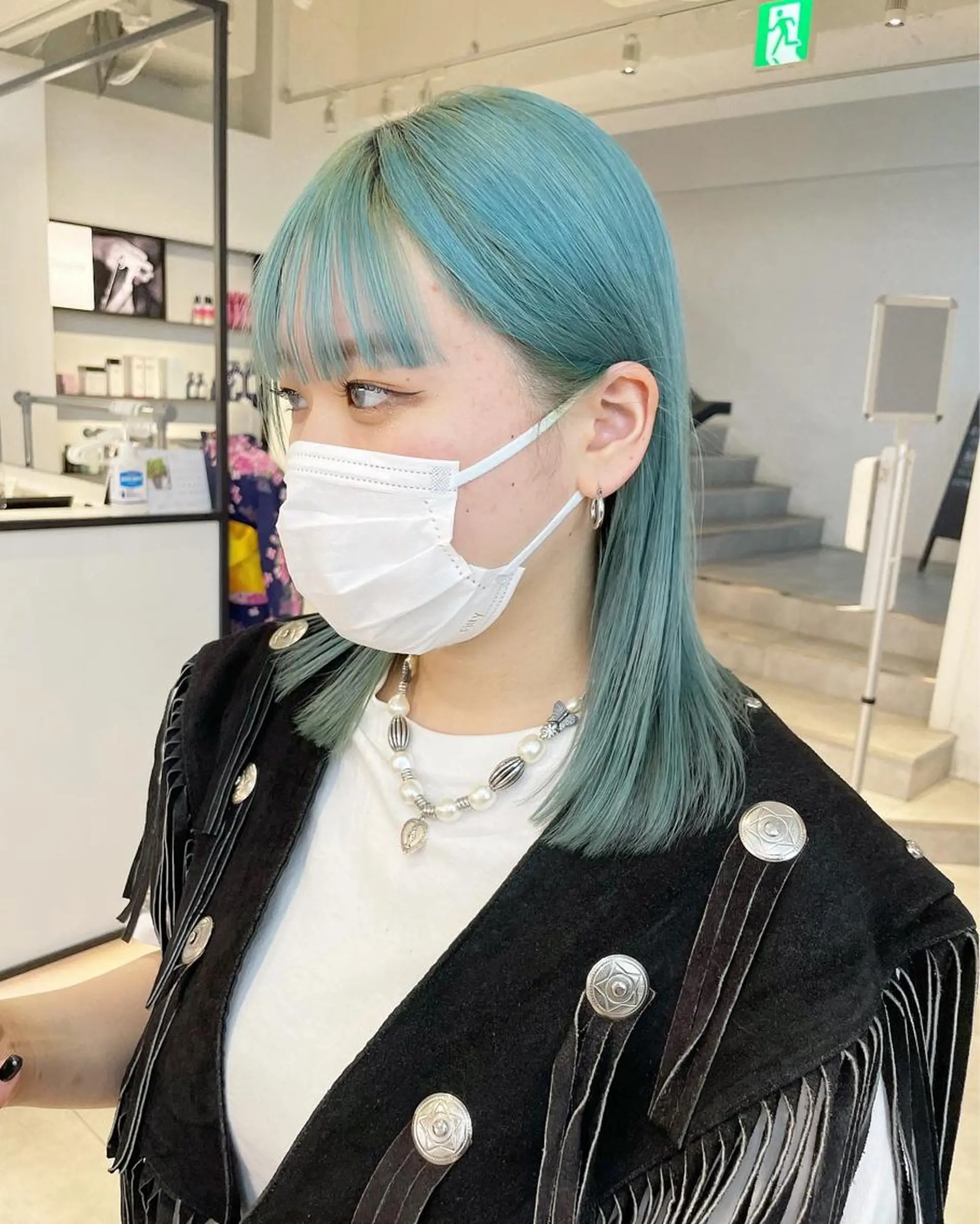 セミロング カラー ヘアカラー 🇰🇷カルマパーマ kaito🇰🇷のヘアスタイル