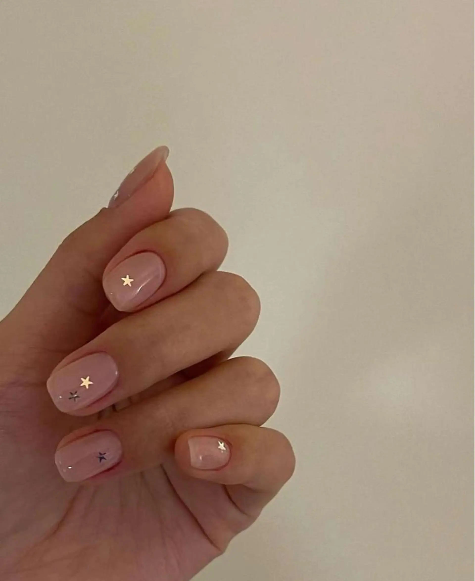 カラー ネイル ハンドネイル ハンドケア UniqueNail 長さだし専門店のネイルデザイン