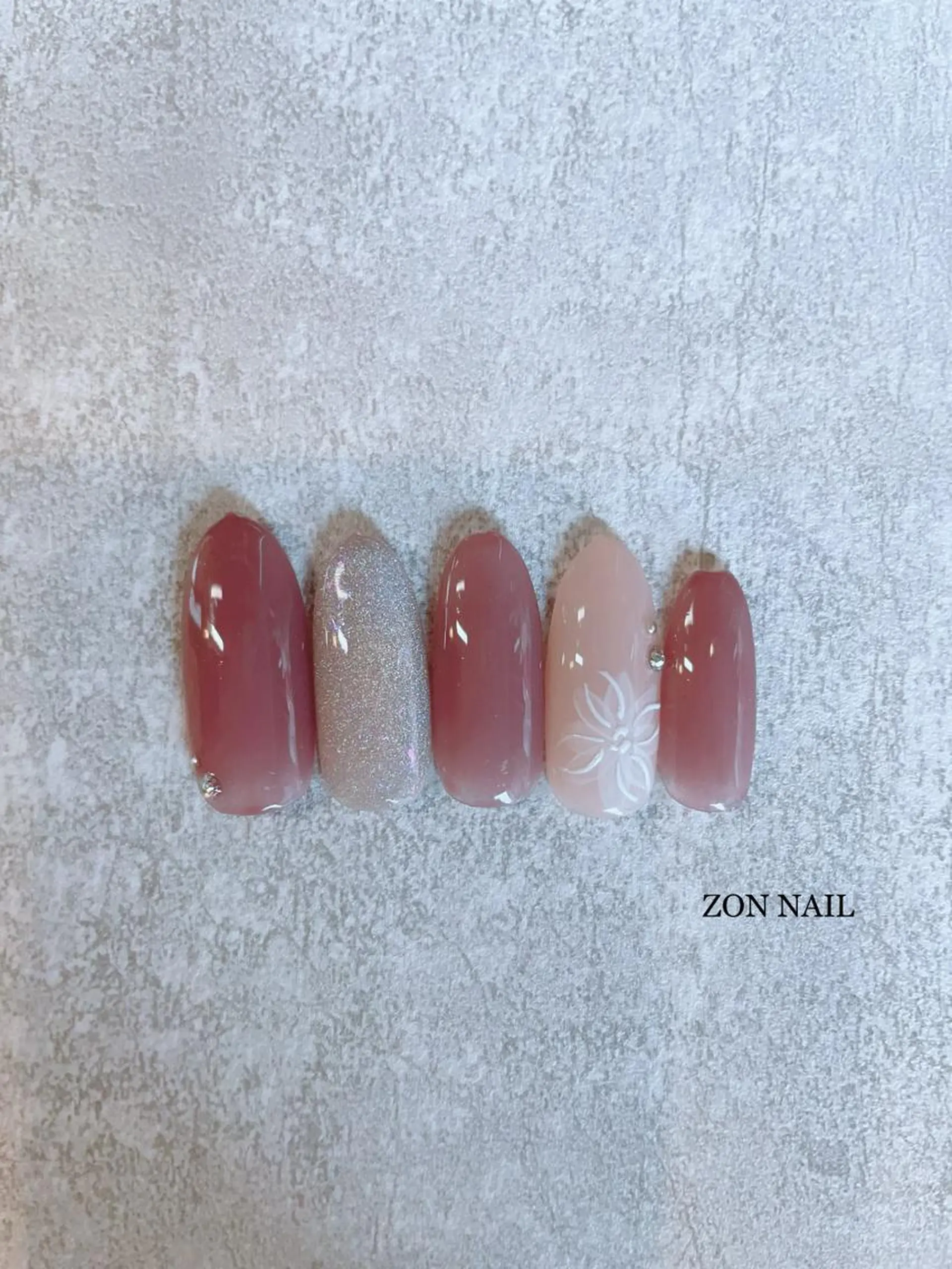 ネイル ZON NAIL 鹿嶋のネイルデザイン