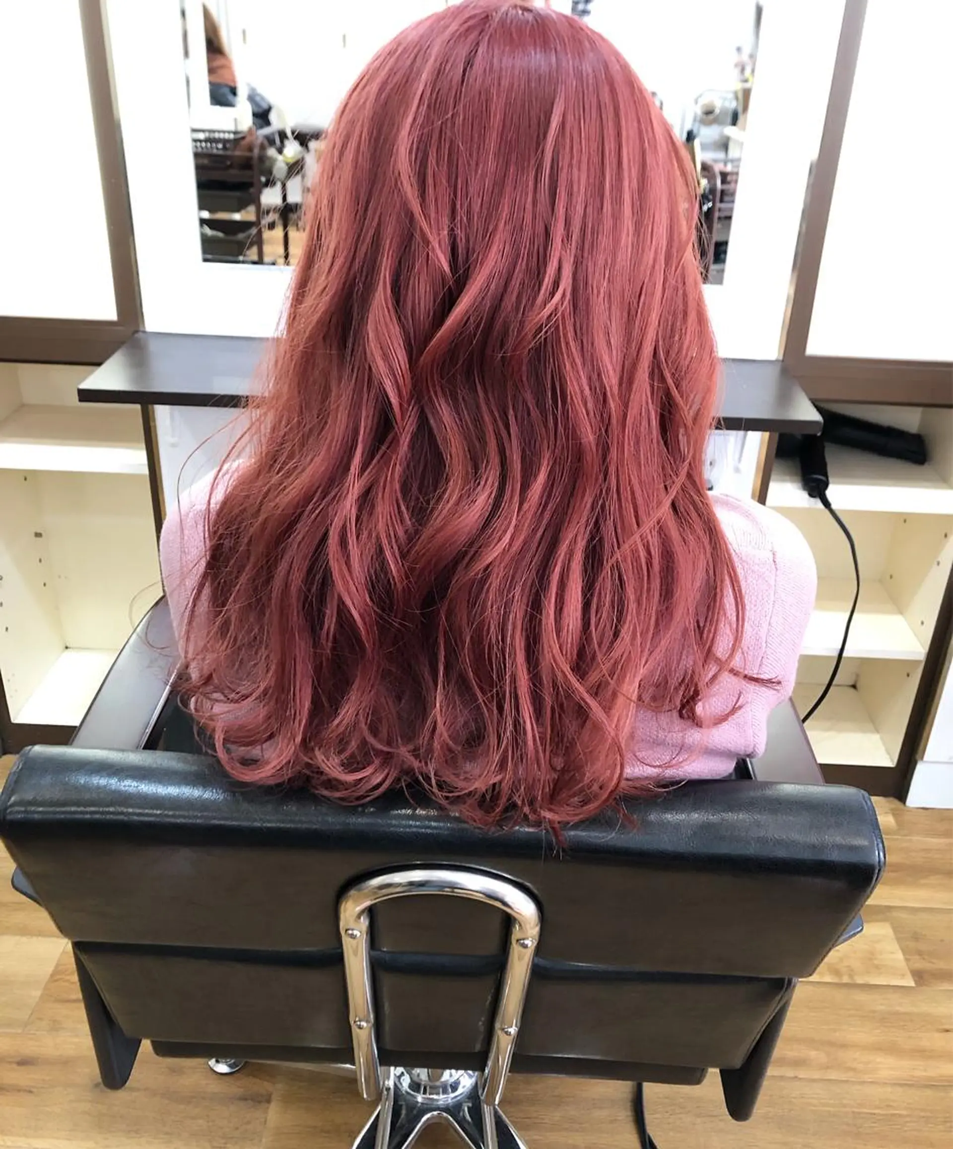 ロング カラー ヘアアレンジ ブリーチ ピンクカラー カット ヘアカラー Le/a谷町 野上幹太のヘアスタイル