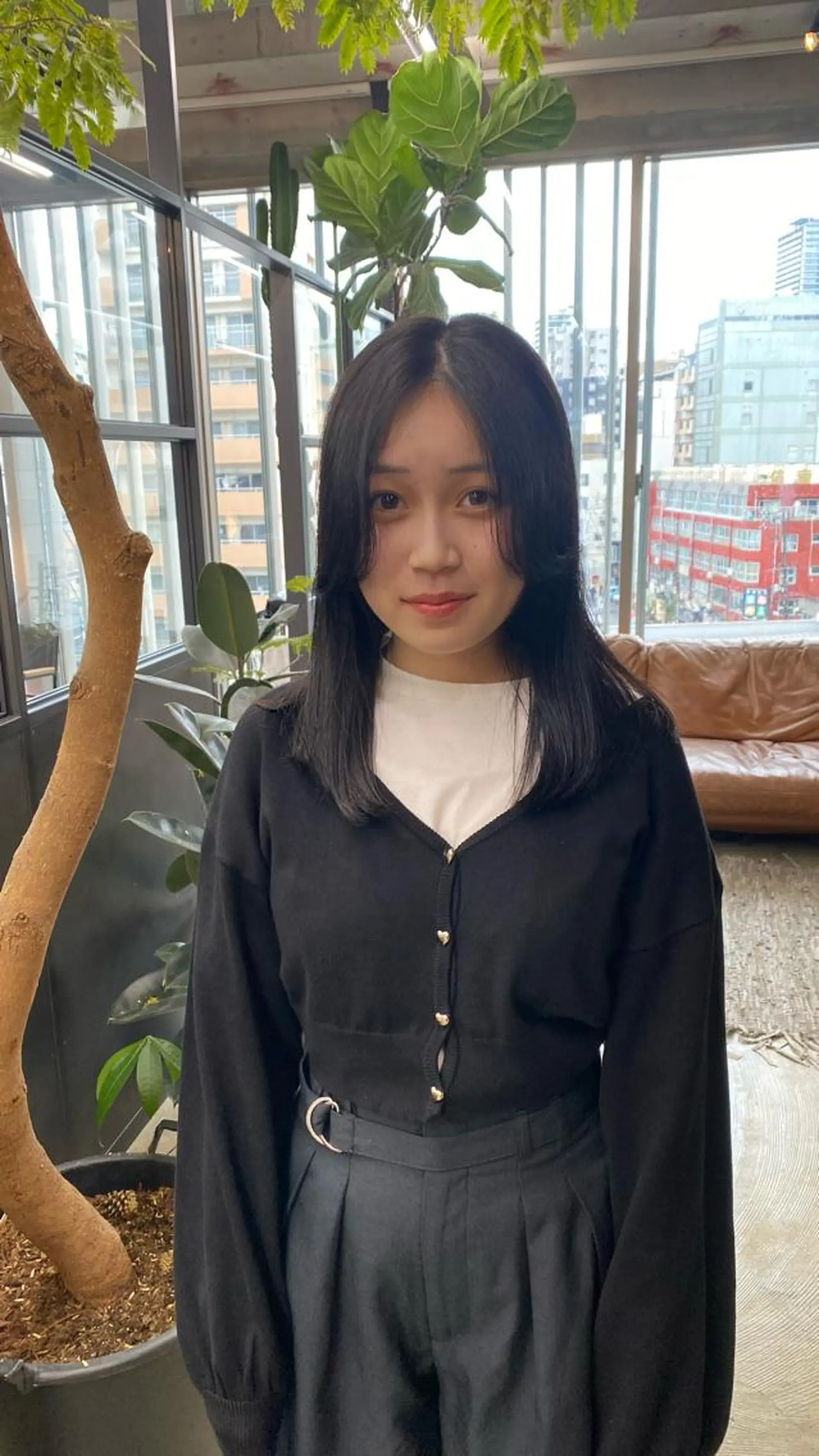 セミロング カラー 暖色カラー/オリーブ /ミニボブ/白柳美空のヘアスタイル