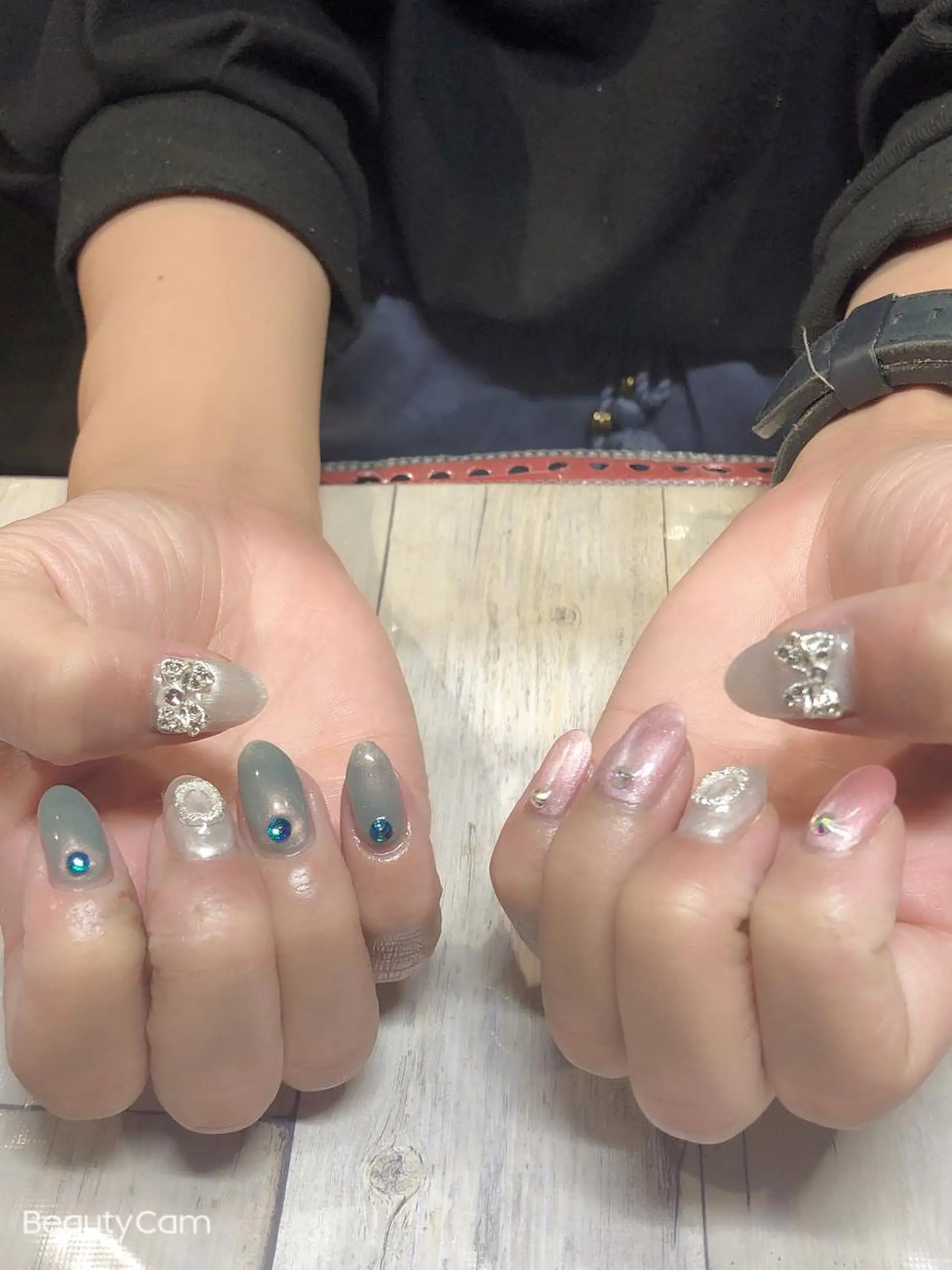 ネイル 💎Guarendo💎錦糸町店所属・✨アン ミユ✨のネイルデザイン