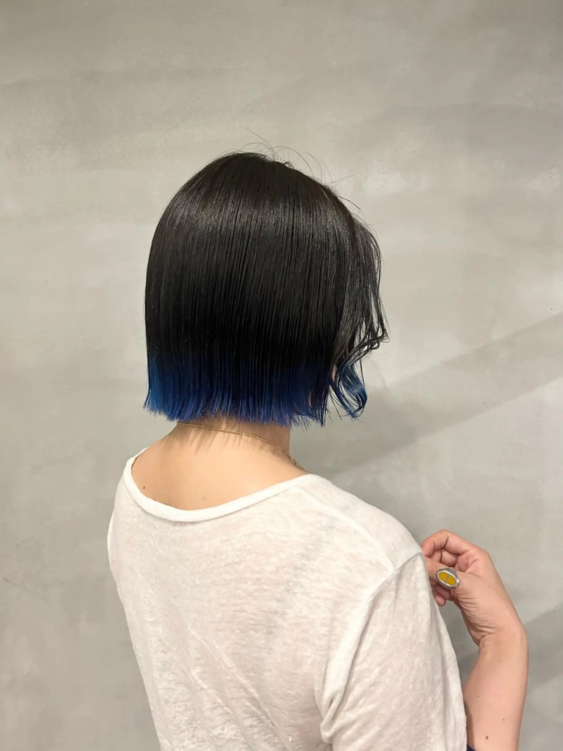 ミディアム カラー hale所属・hale airiのヘアスタイル