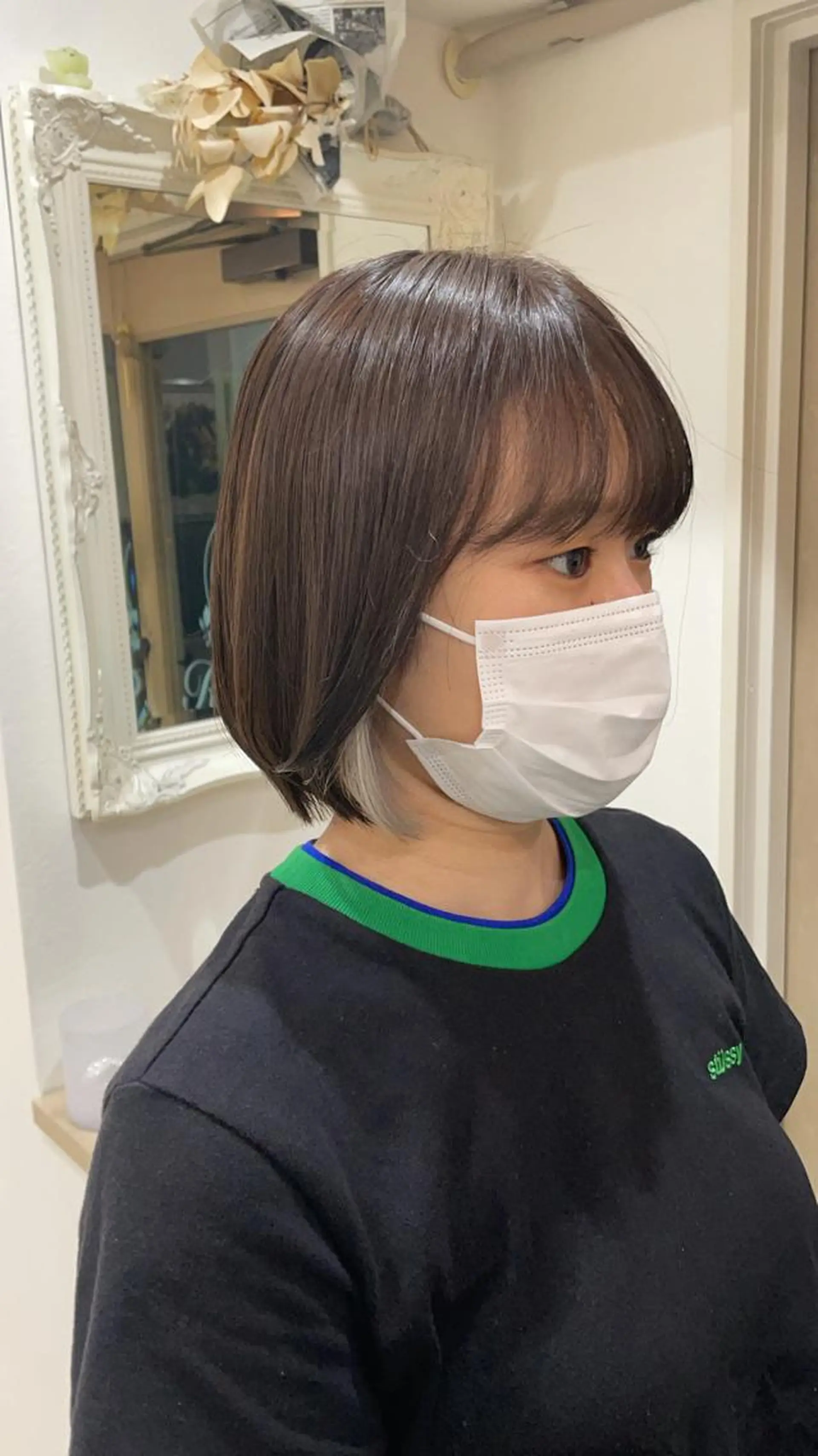 ショート カラー cinq PROJECT所属・ミルクティーベージュ /三村克彦のヘアスタイル