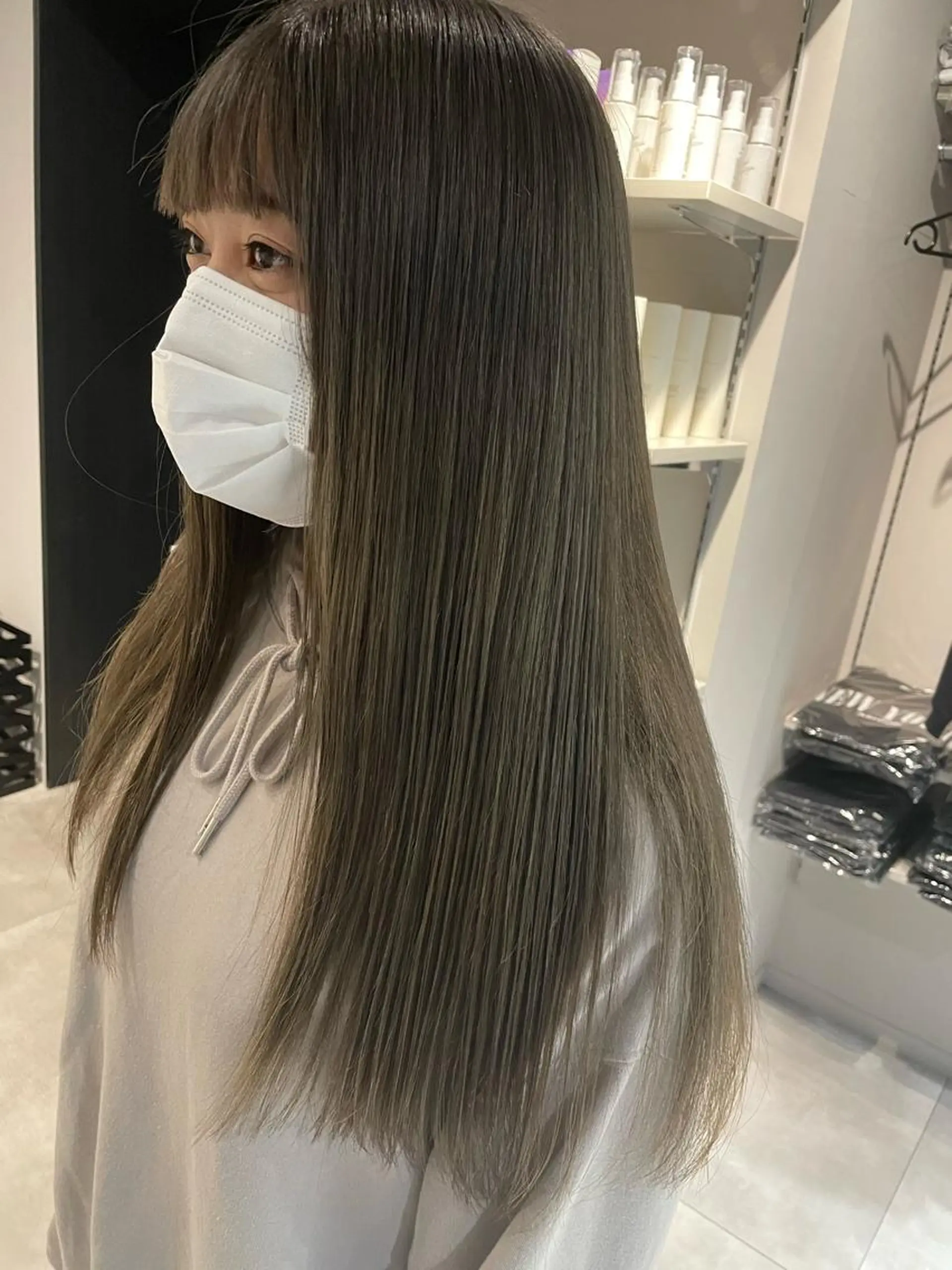 ロング カラー グレージュ ヘアカラー トリートメント ブリーチ👩‍🦳/ ‪✂︎MANAMIのヘアスタイル