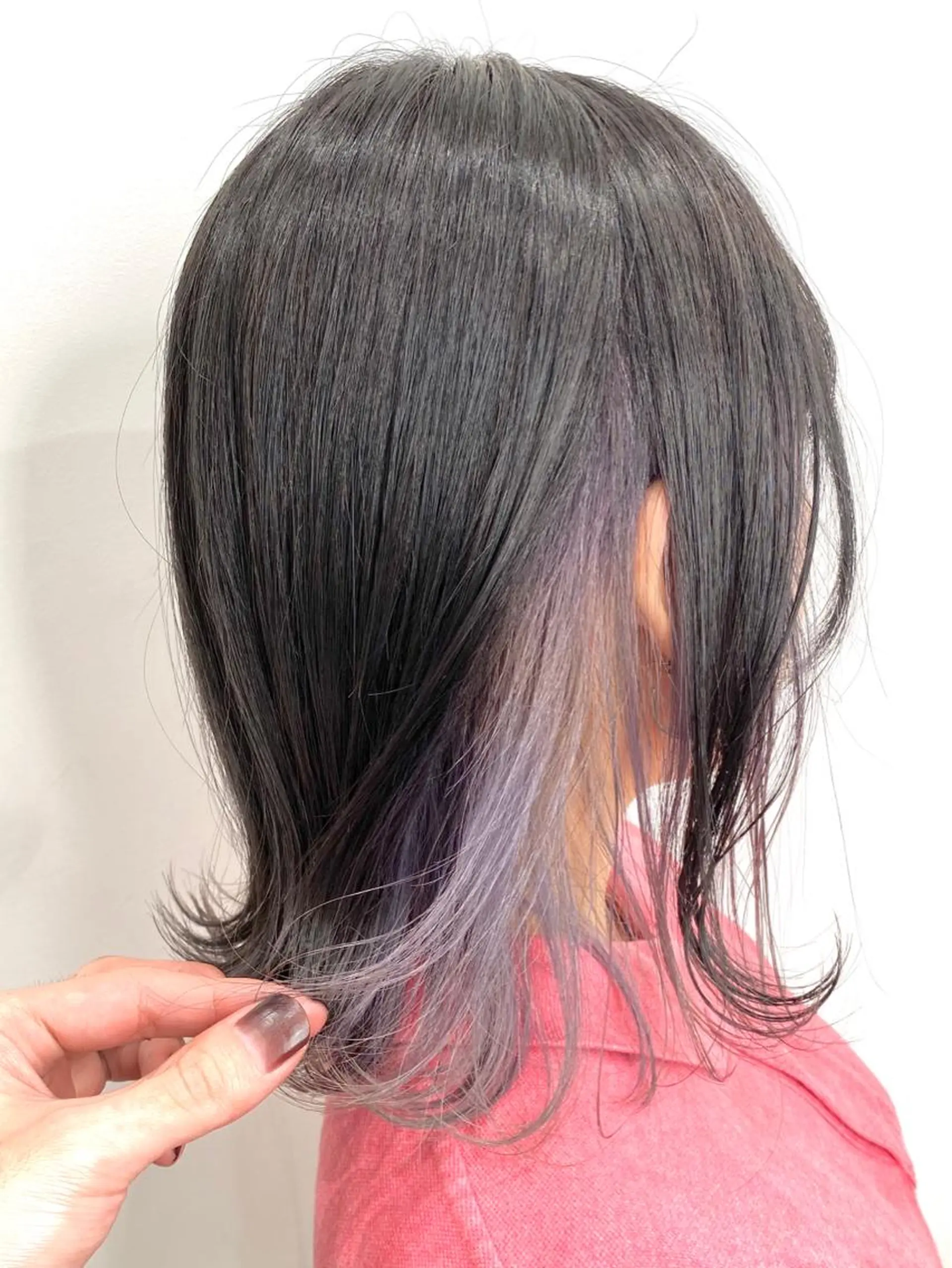 ミディアム カラー  渡部 妃月のヘアスタイル