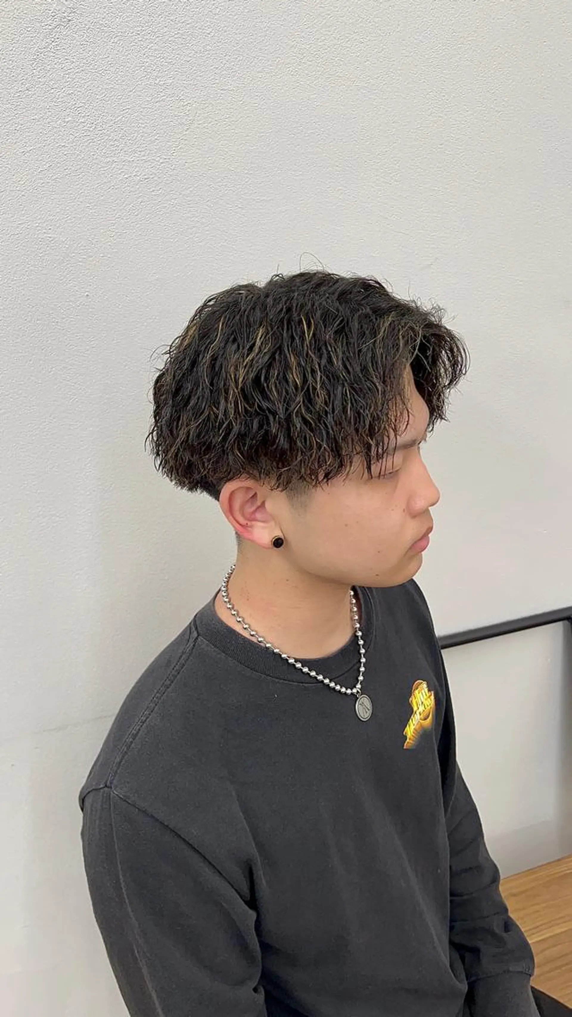 ショート パーマ メンズ メンズパーマ カット パーマ 33【SASA】OSAKA【ササ】所属・✂︎メンズパーマ✂︎ 伊藤秀真のヘアスタイル