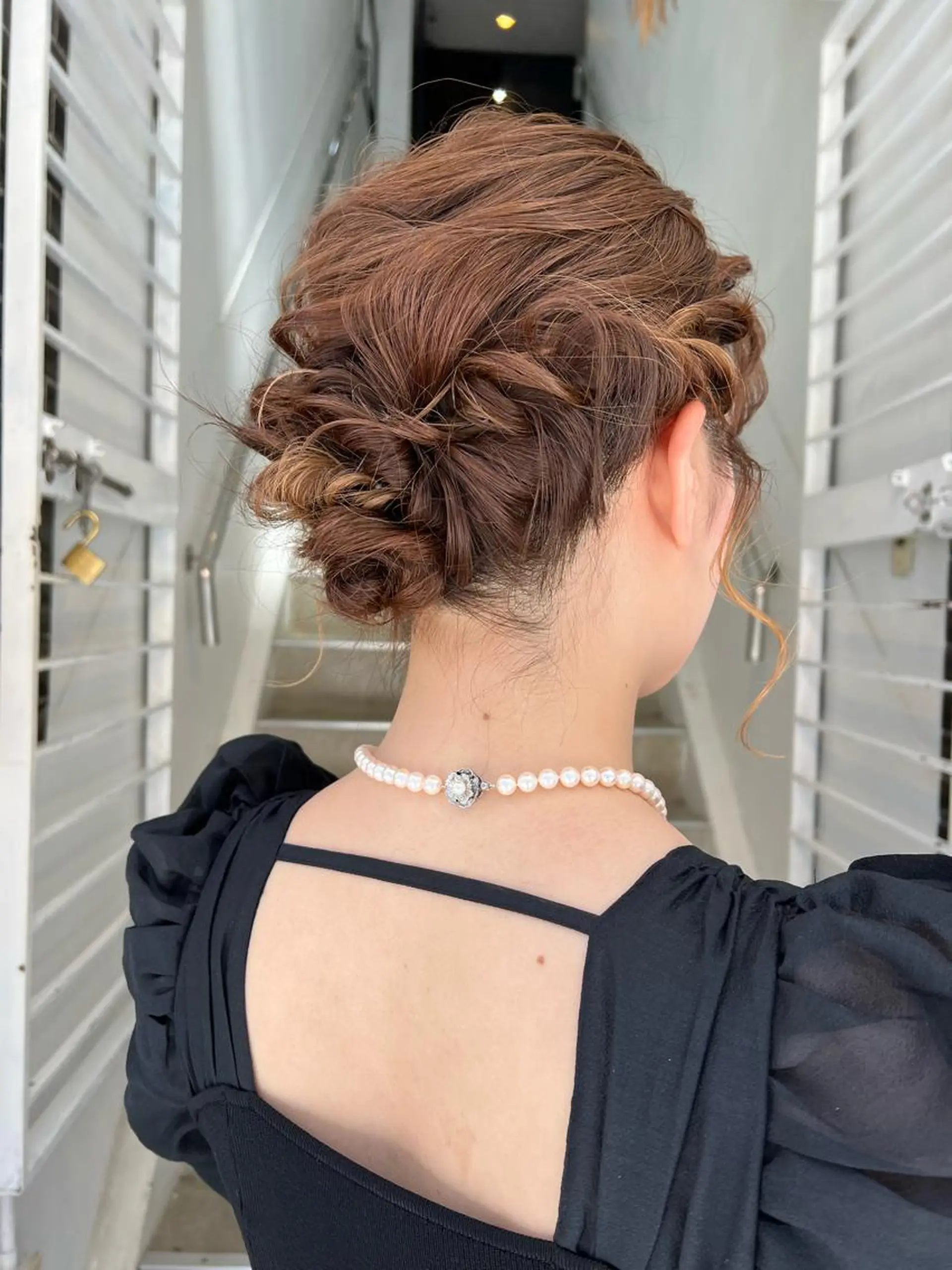 ミディアム ヘアアレンジ ツキノキ ミナのヘアスタイル