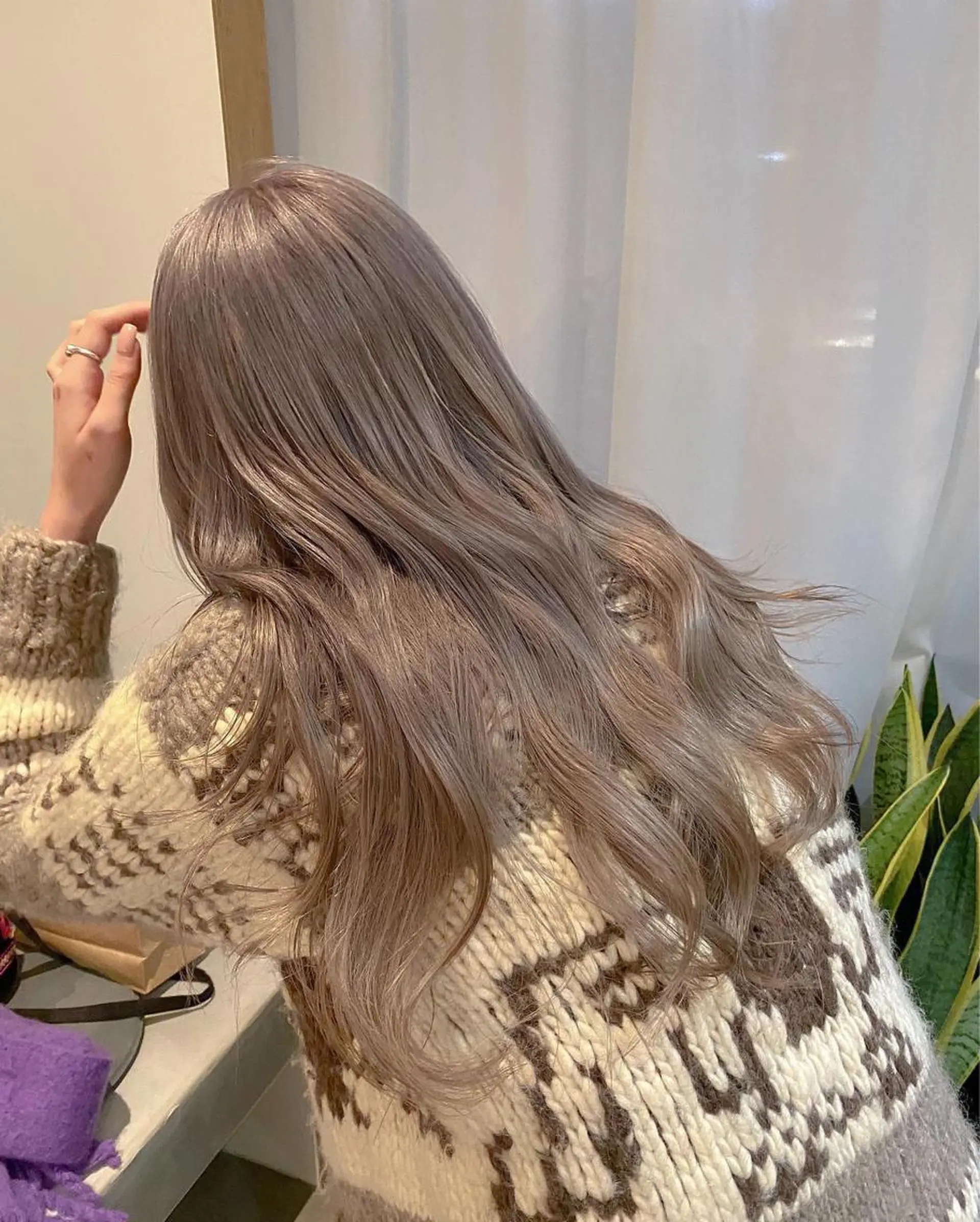 ロング カラー カット ヘアカラー トリートメント 美髪ストレート 川本雄己のヘアスタイル