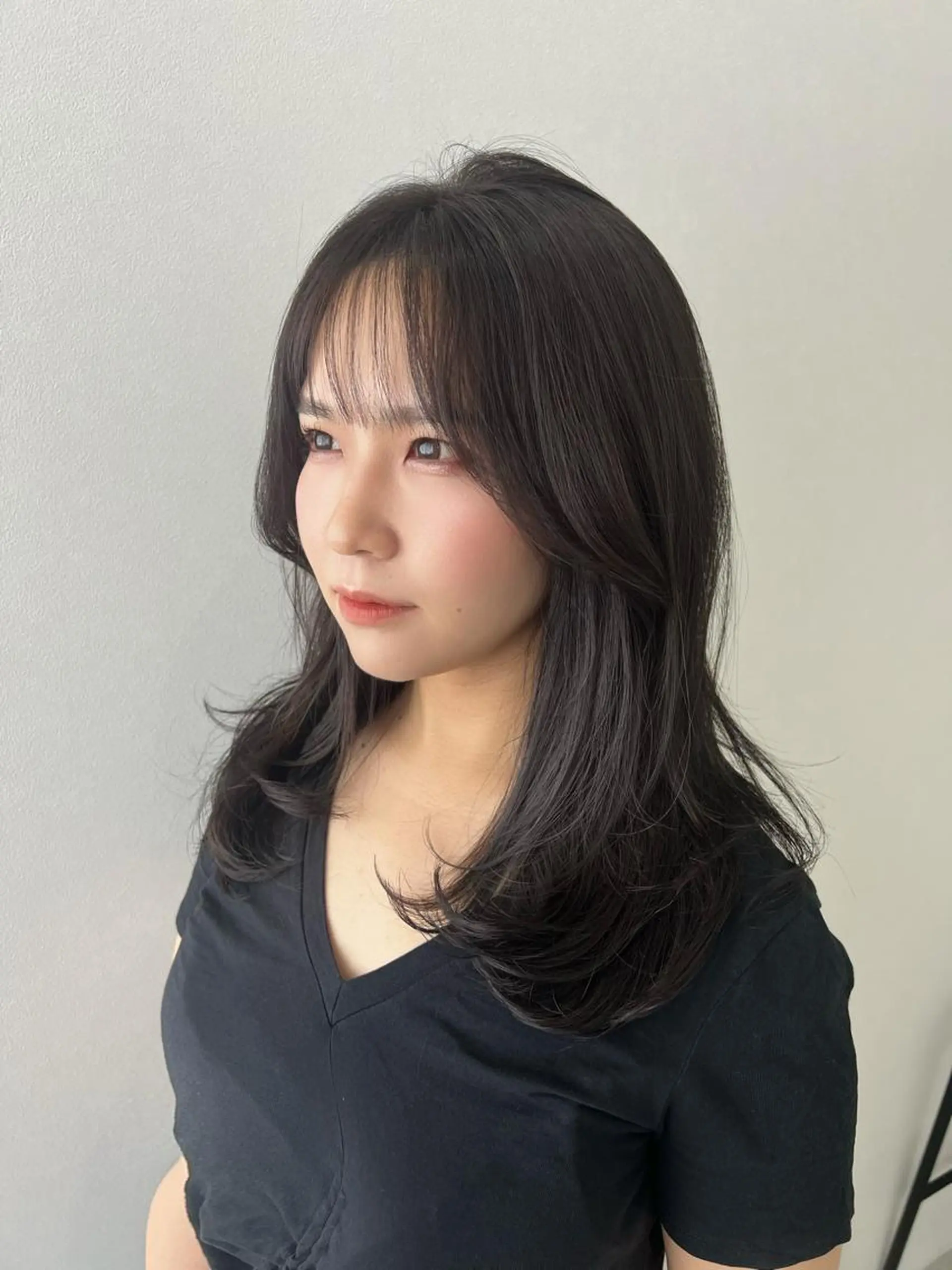 ミディアム SOYON 西ゆうかのヘアスタイル