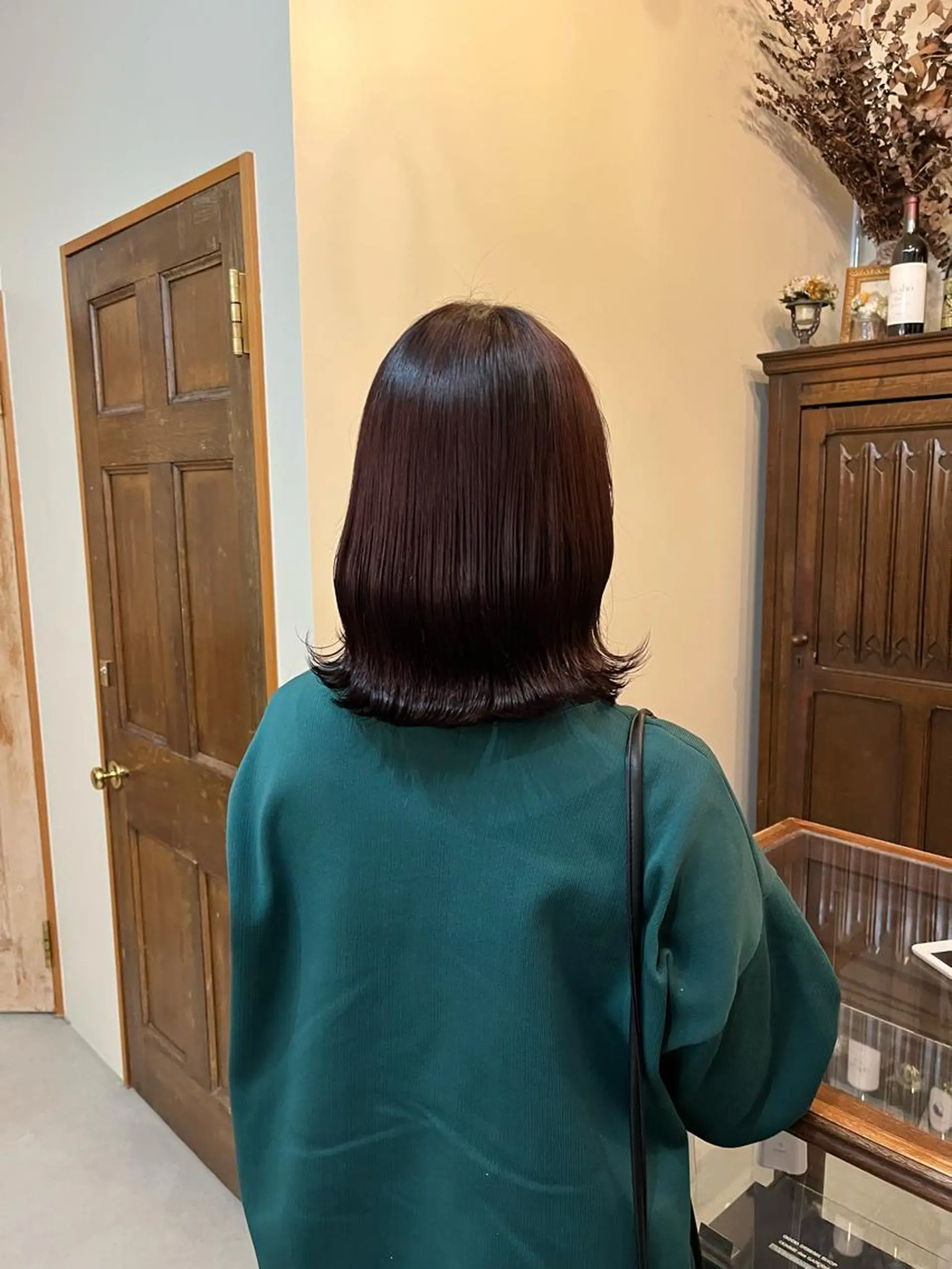 ミディアム 神谷 夏帆のヘアスタイル