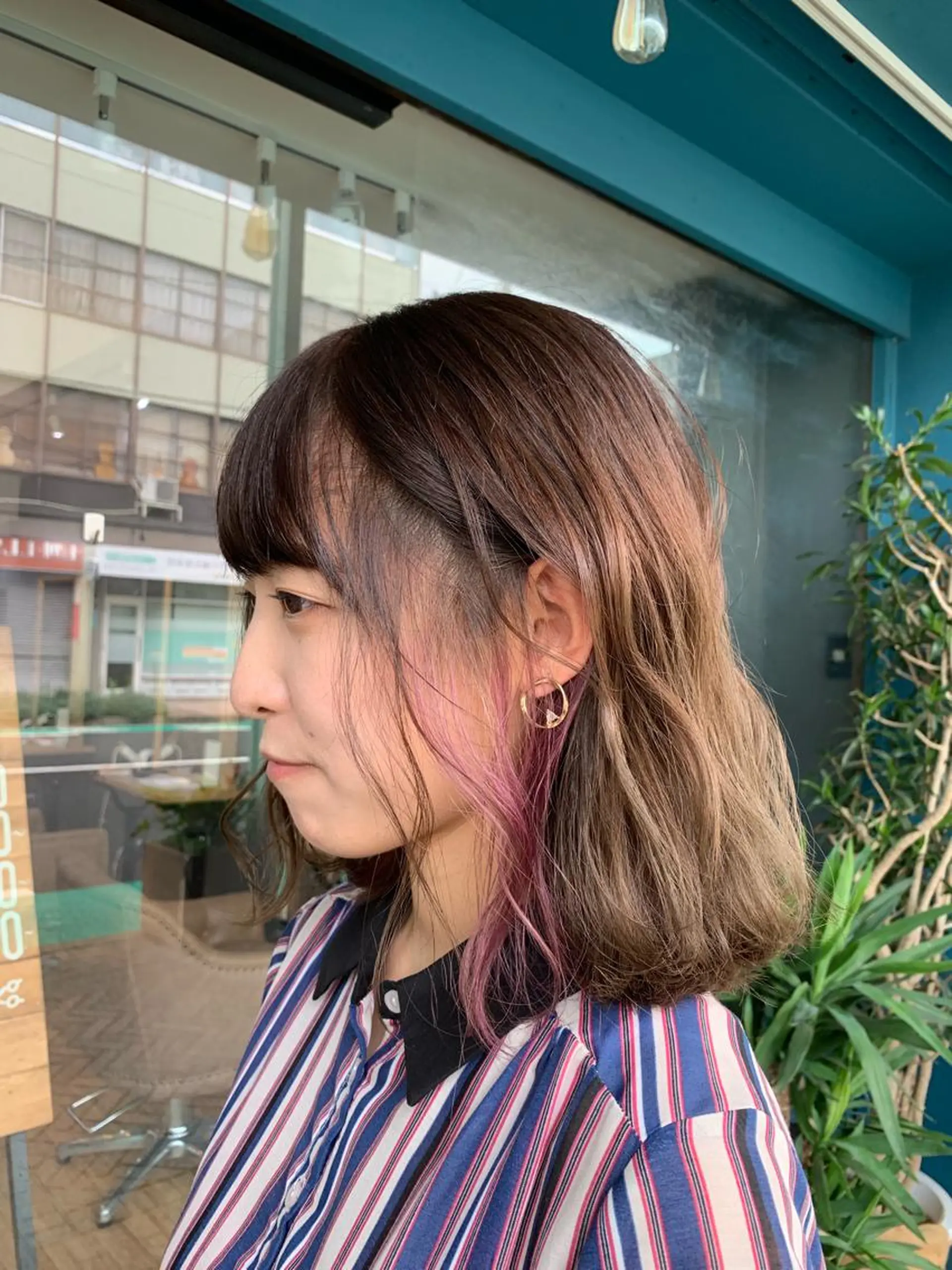セミロング カラー パーマ ヘアアレンジ ブリーチ 佐藤 実咲のヘアスタイル