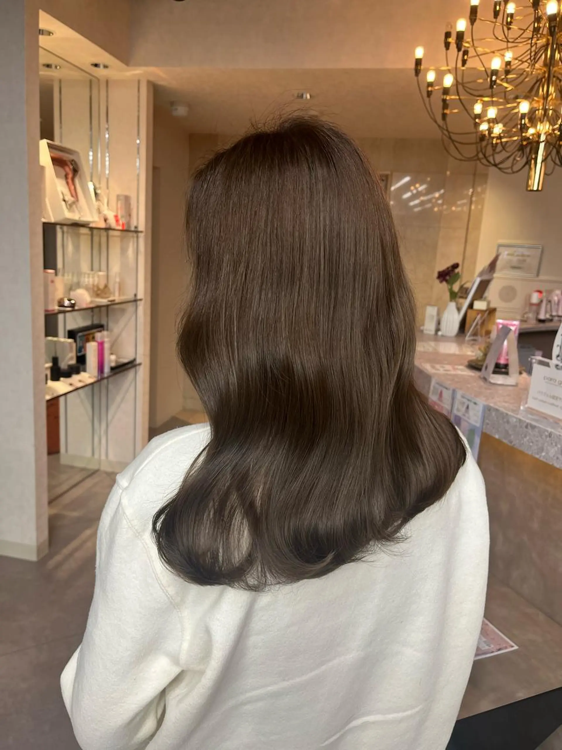 セミロング カラー ヘアアレンジ 心斎橋🤍韓国風🤍 Mamiのヘアスタイル